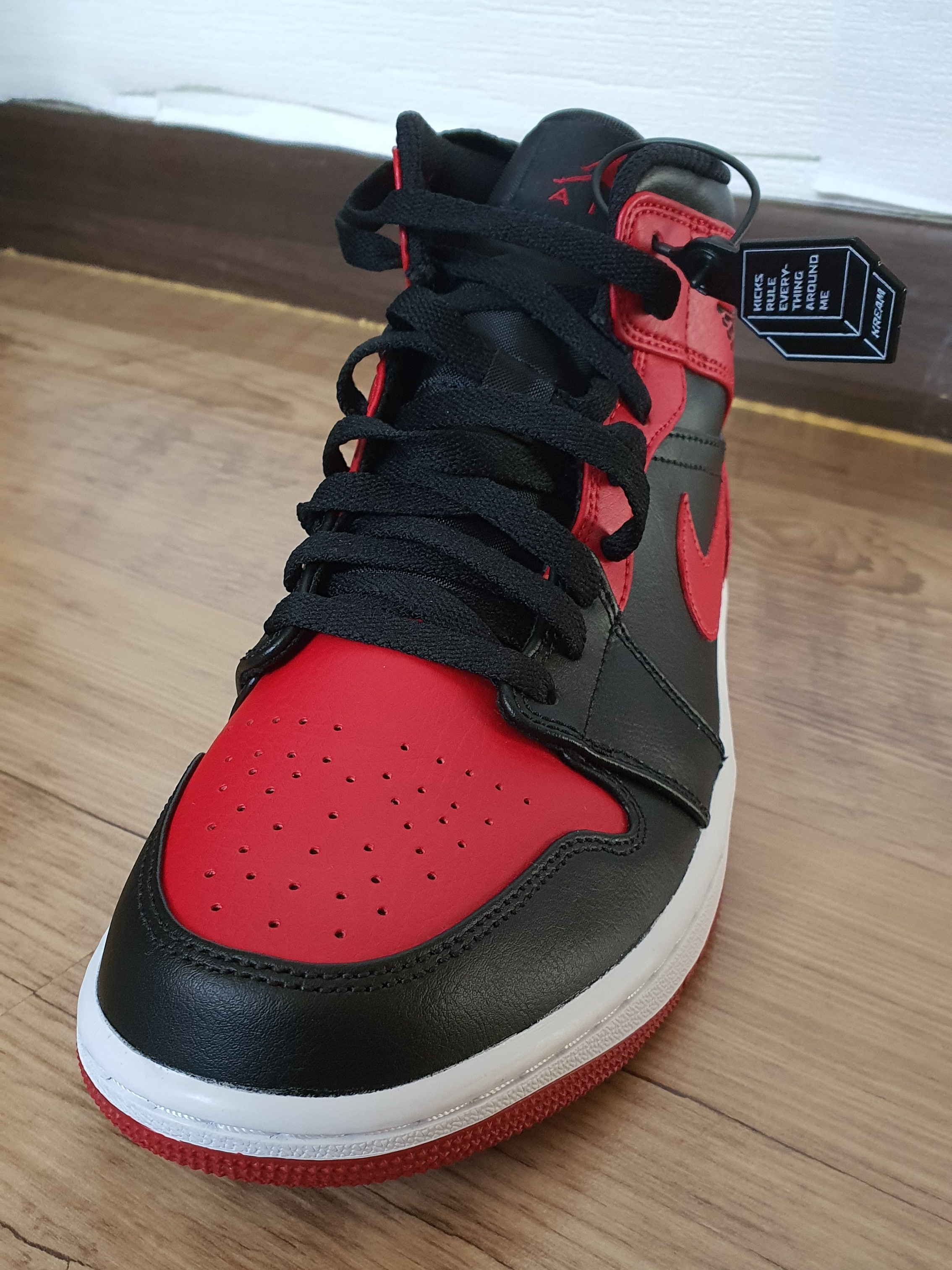 Jordan 1 Mid Bred Banned 2020 착용 스타일