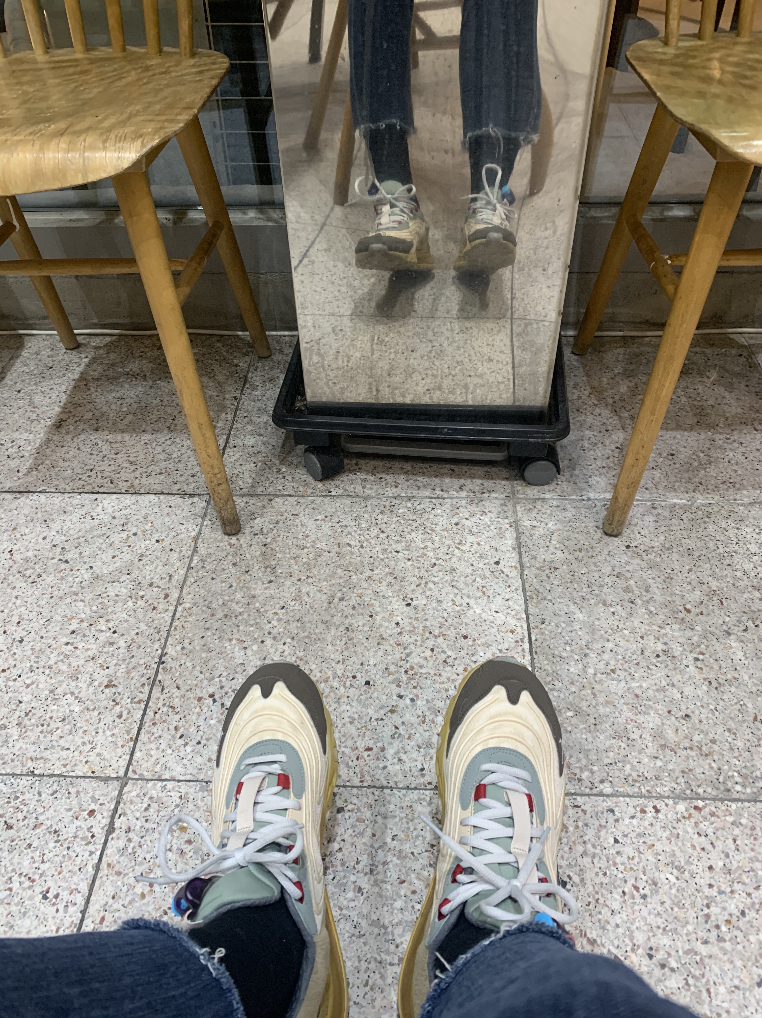 Nike x Travis Scott Air Max 270 React Cactus Trails 착용 스타일 - 2