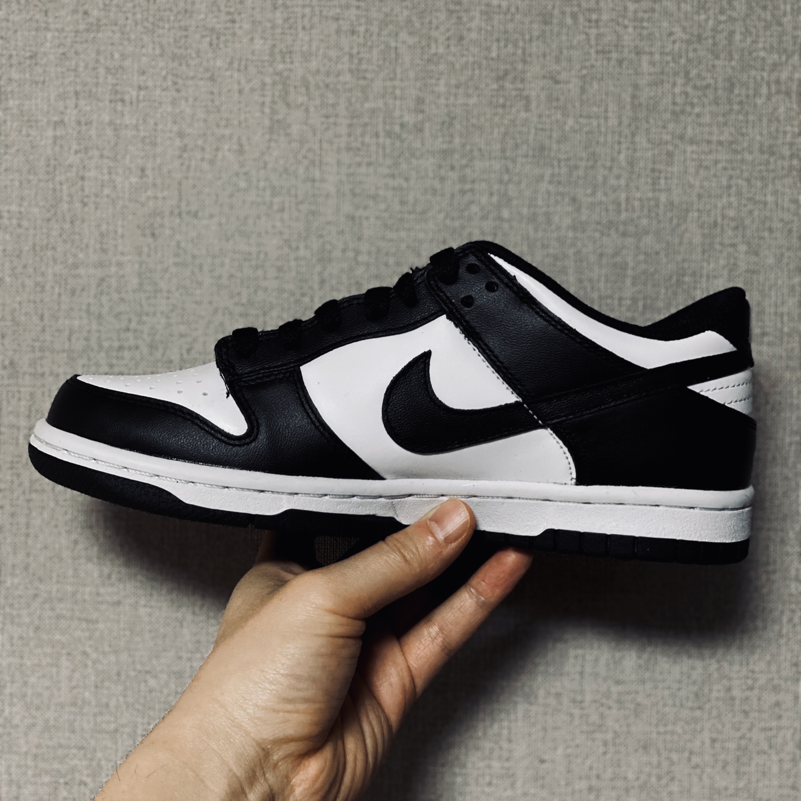 (GS) Nike Dunk Low Black 착용 스타일