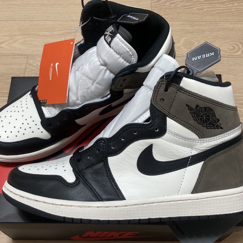 Jordan 1 Retro High OG Black Mocha 착용 스타일