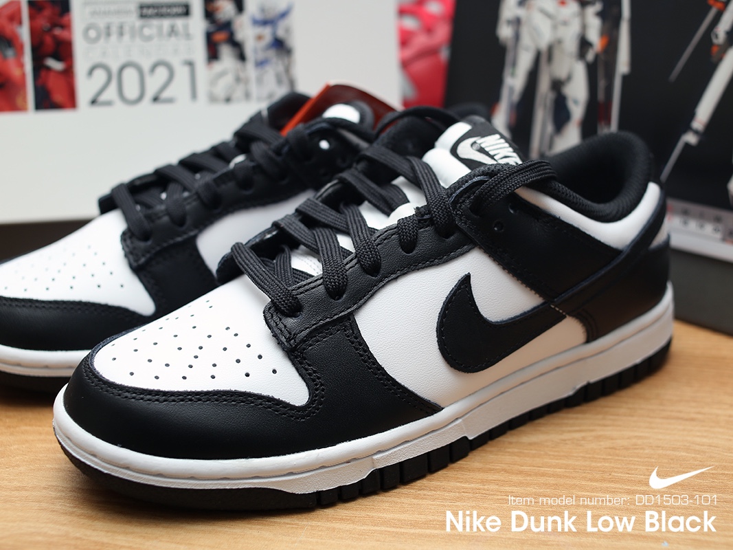 (W) Nike Dunk Low Black 착용 스타일 - 3