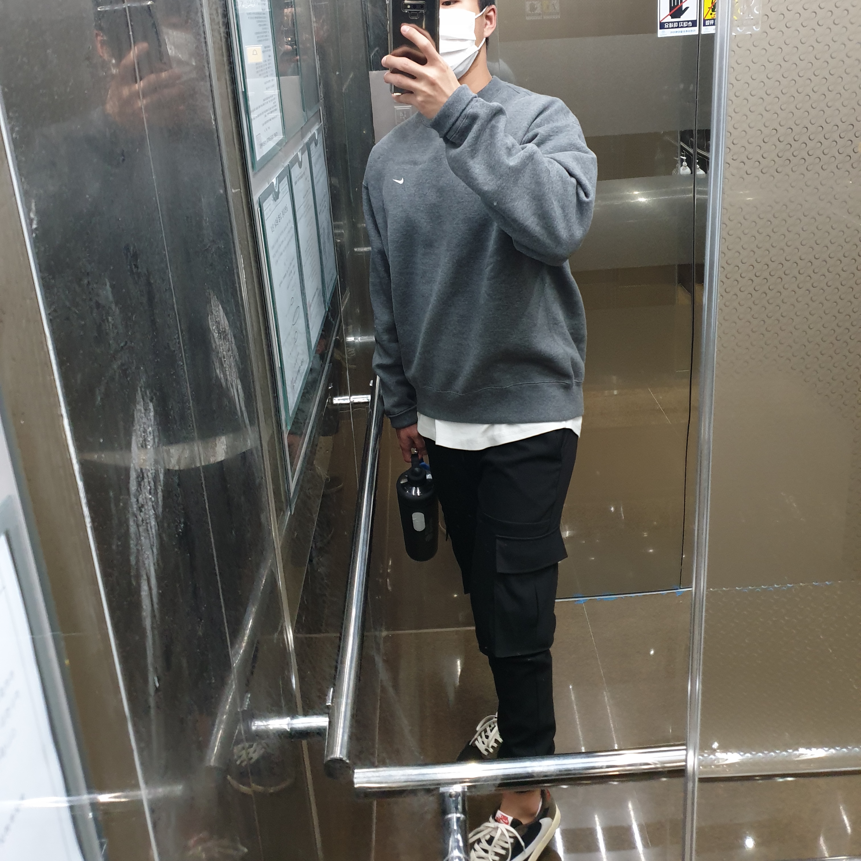 Jordan 1 x Travis Scott Retro Low OG SP Mocha 착용 스타일