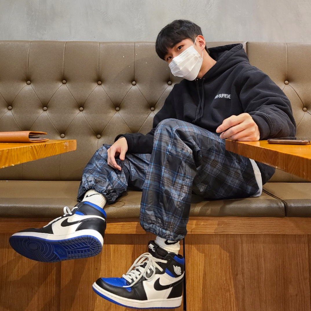 Jordan 1 Retro High OG Royal Toe 착용 스타일