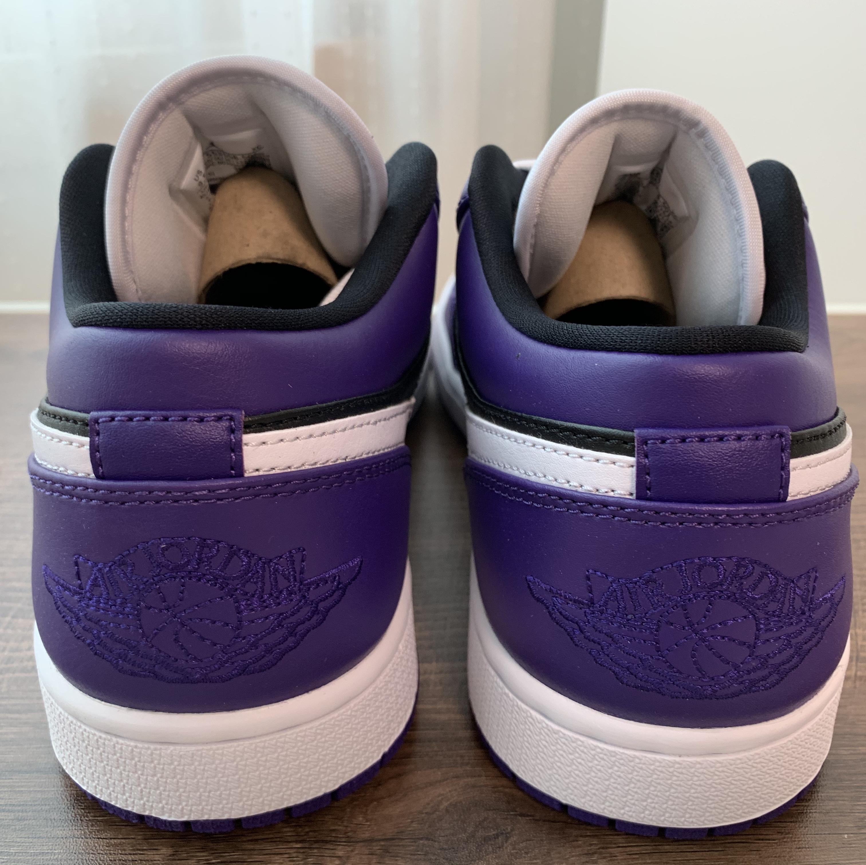 Jordan 1 Low Court Purple Black 착용 스타일 - 3