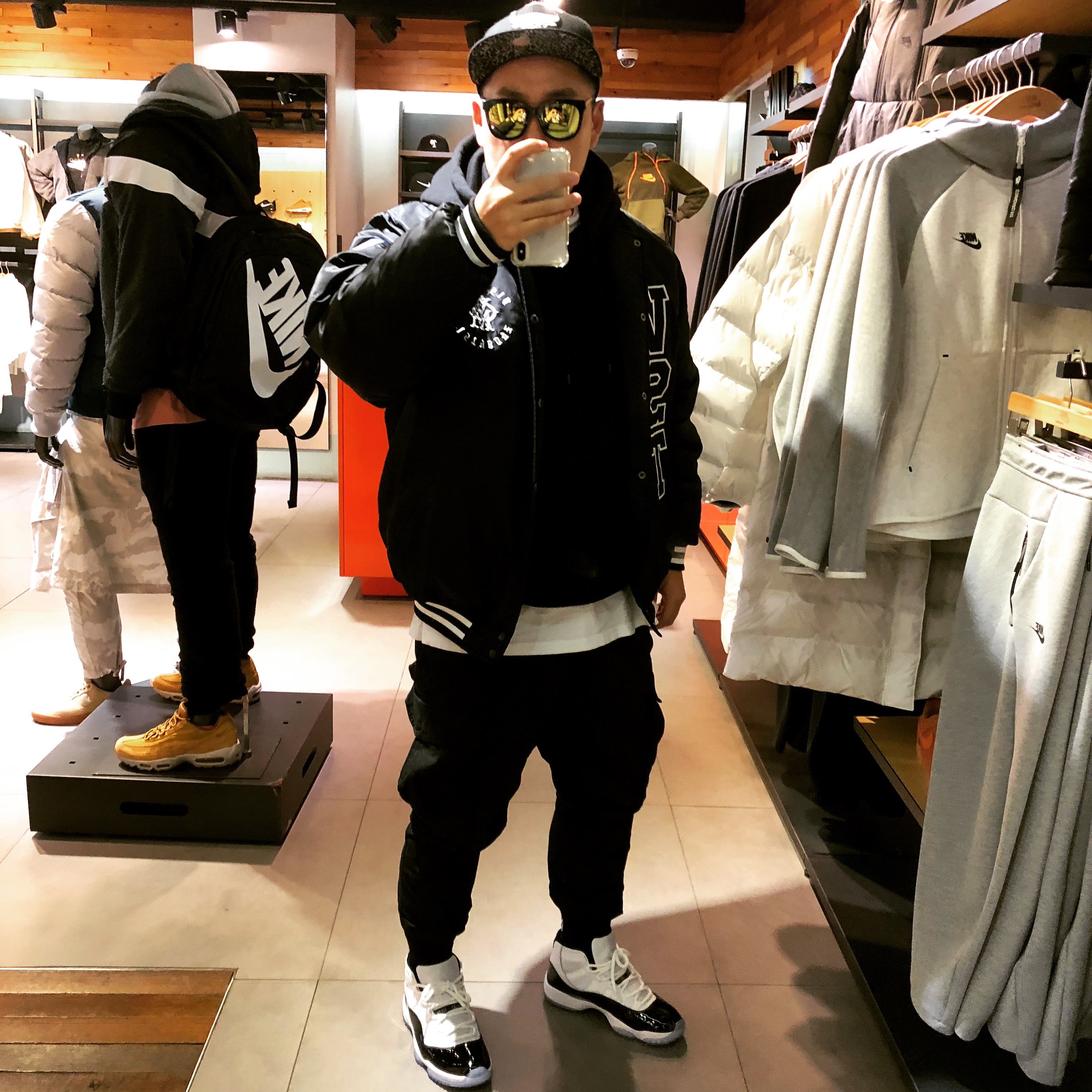 Jordan 11 Retro Concord 2018 착용 스타일