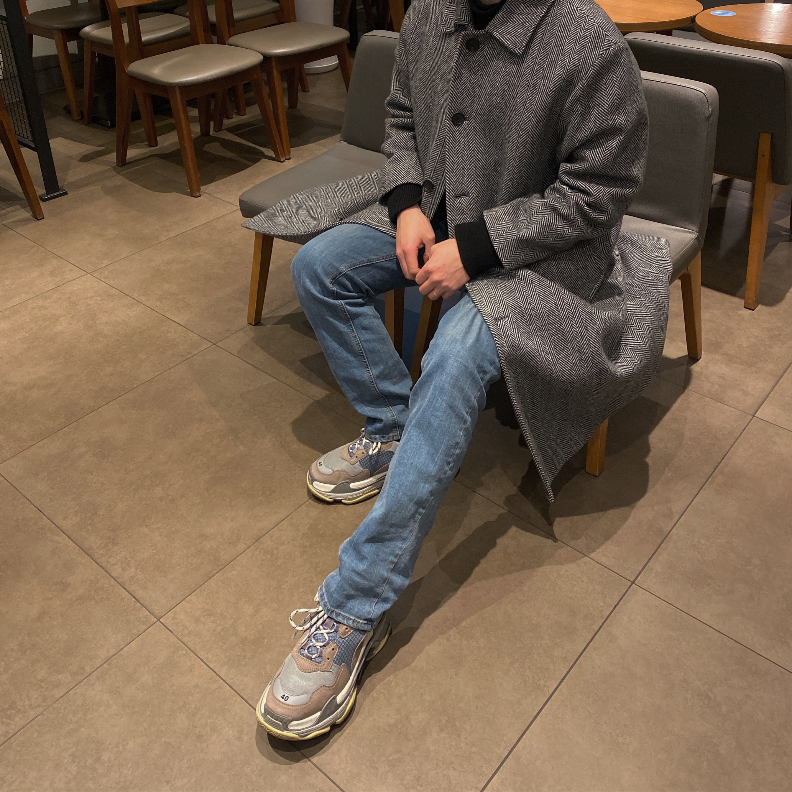 Balenciaga Triple S Grey 2018 착용 스타일