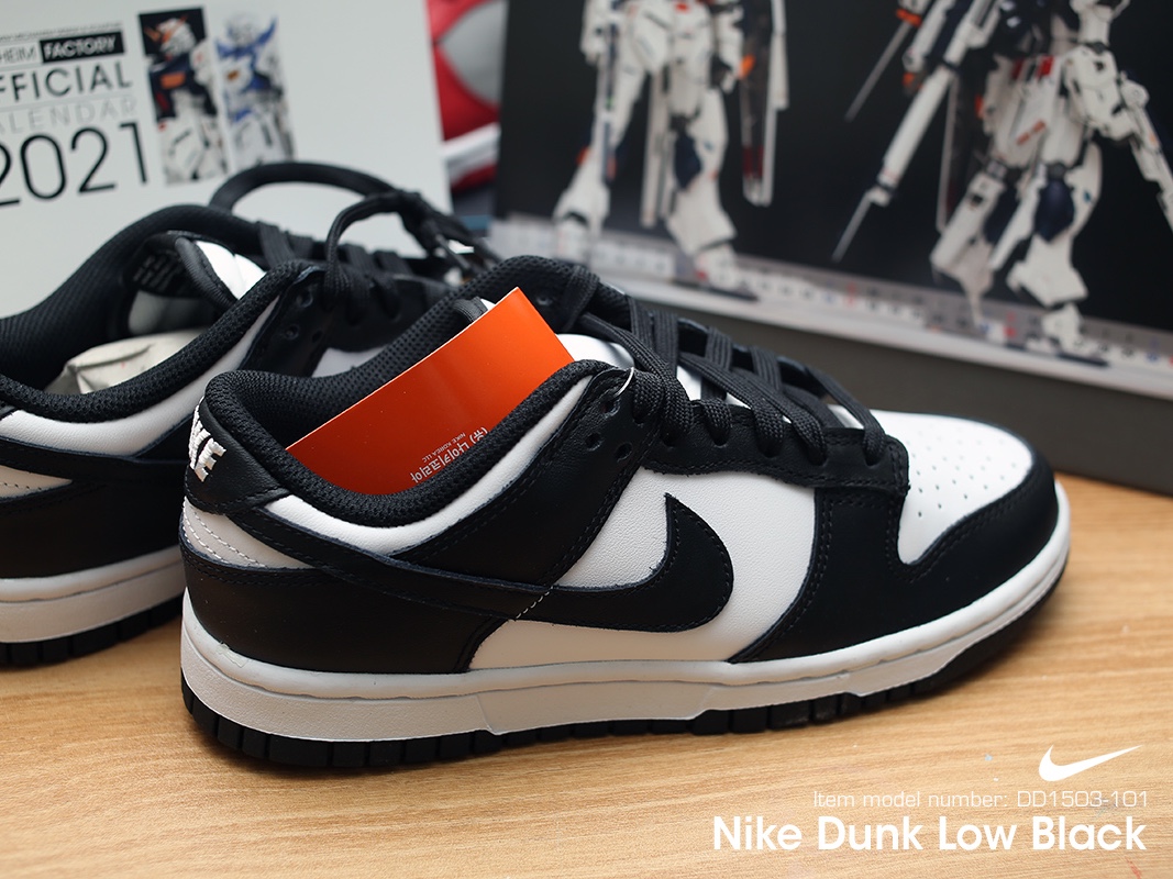 (W) Nike Dunk Low Black 착용 스타일 - 4