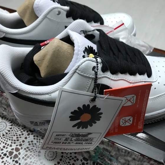 Nike x Peaceminusone Air Force 1 Low Para-Noise 2.0 착용 스타일