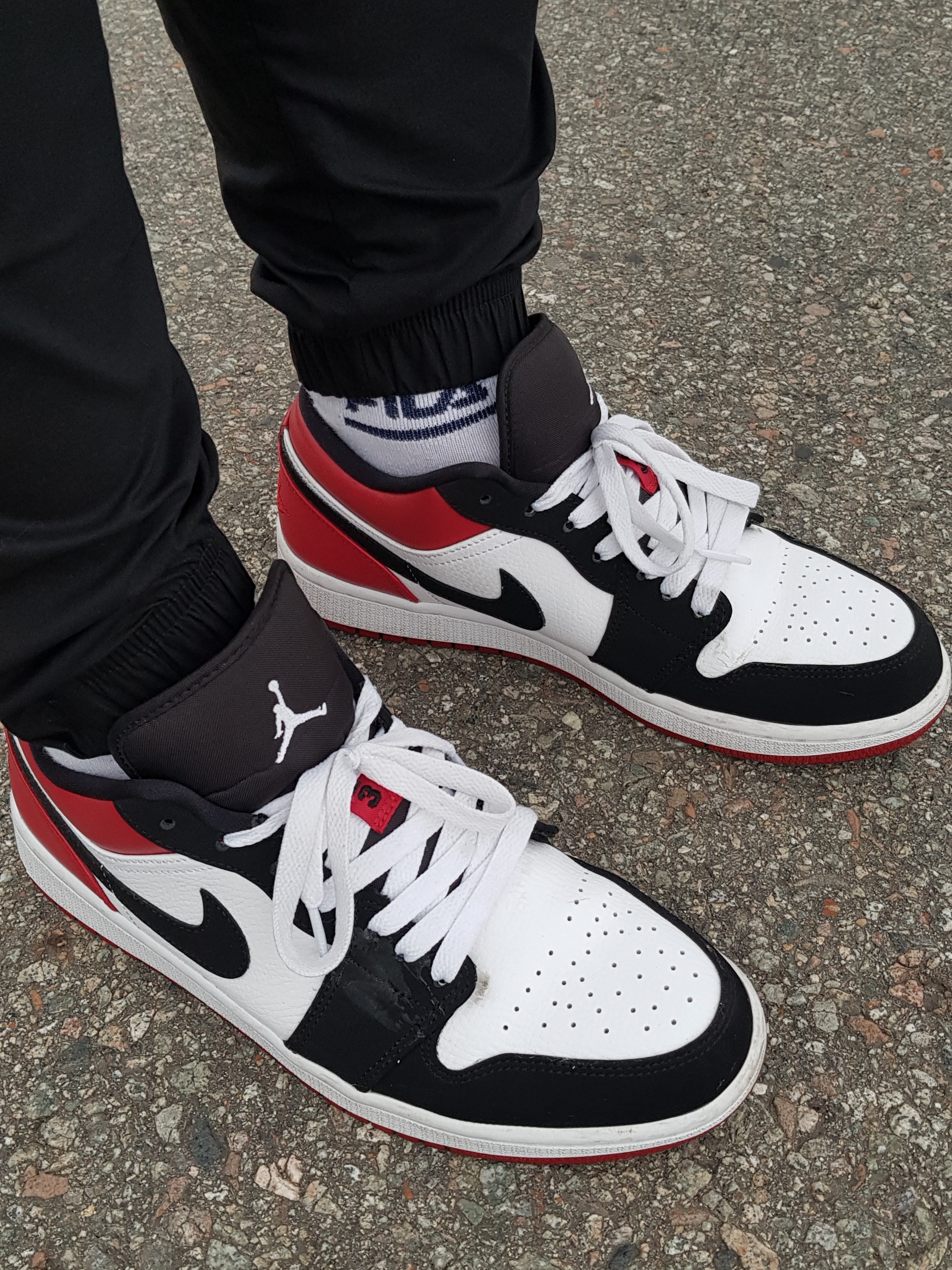 Jordan 1 Low Black Toe 착용 스타일