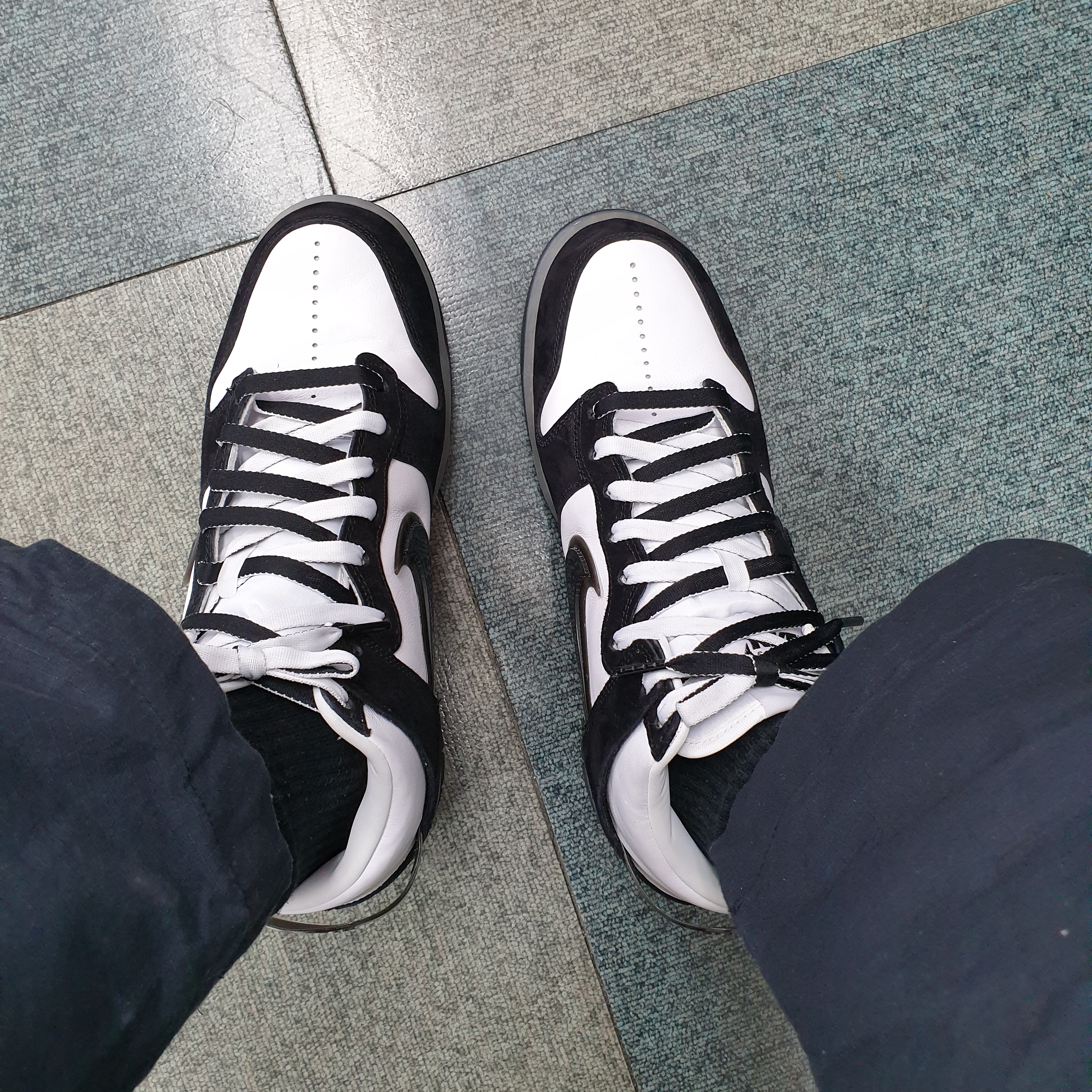 Nike x Slam Jam Dunk High SP Clear Black 착용 스타일