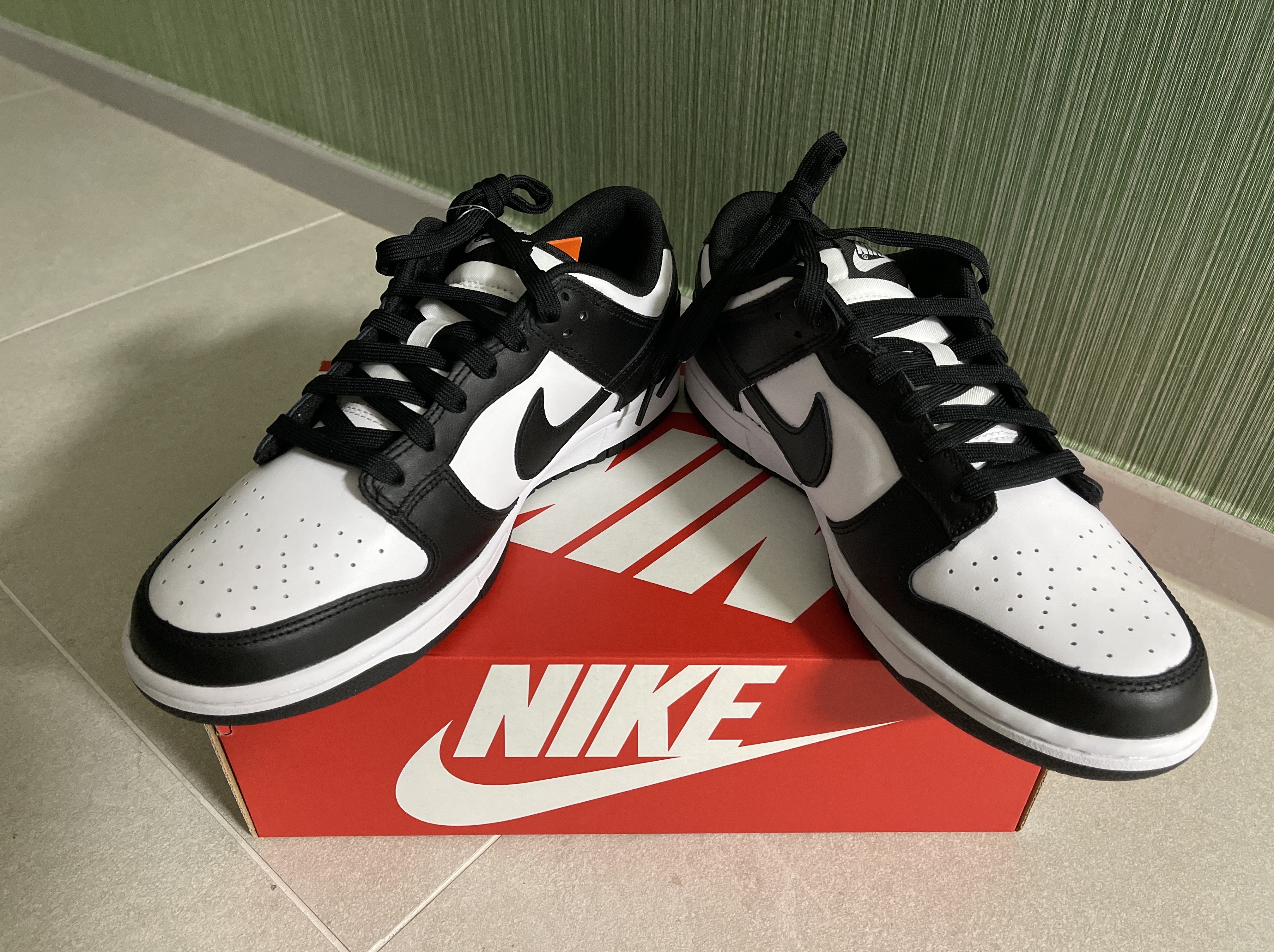 Nike Dunk Low Retro Black 착용 스타일 - 4
