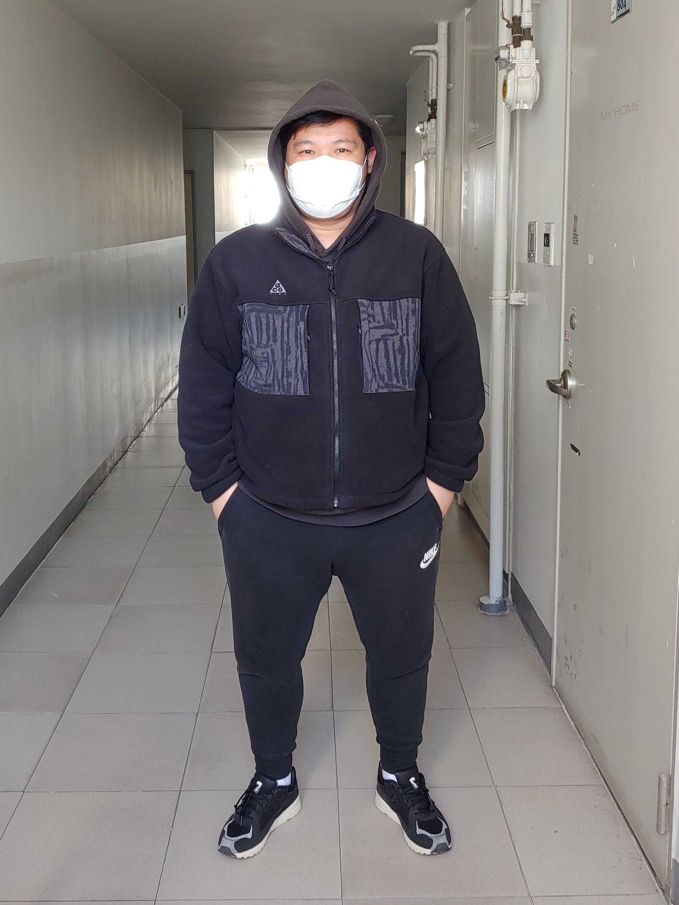 Nike x Fear of God Air Skylon 2 Black Sail 착용 스타일