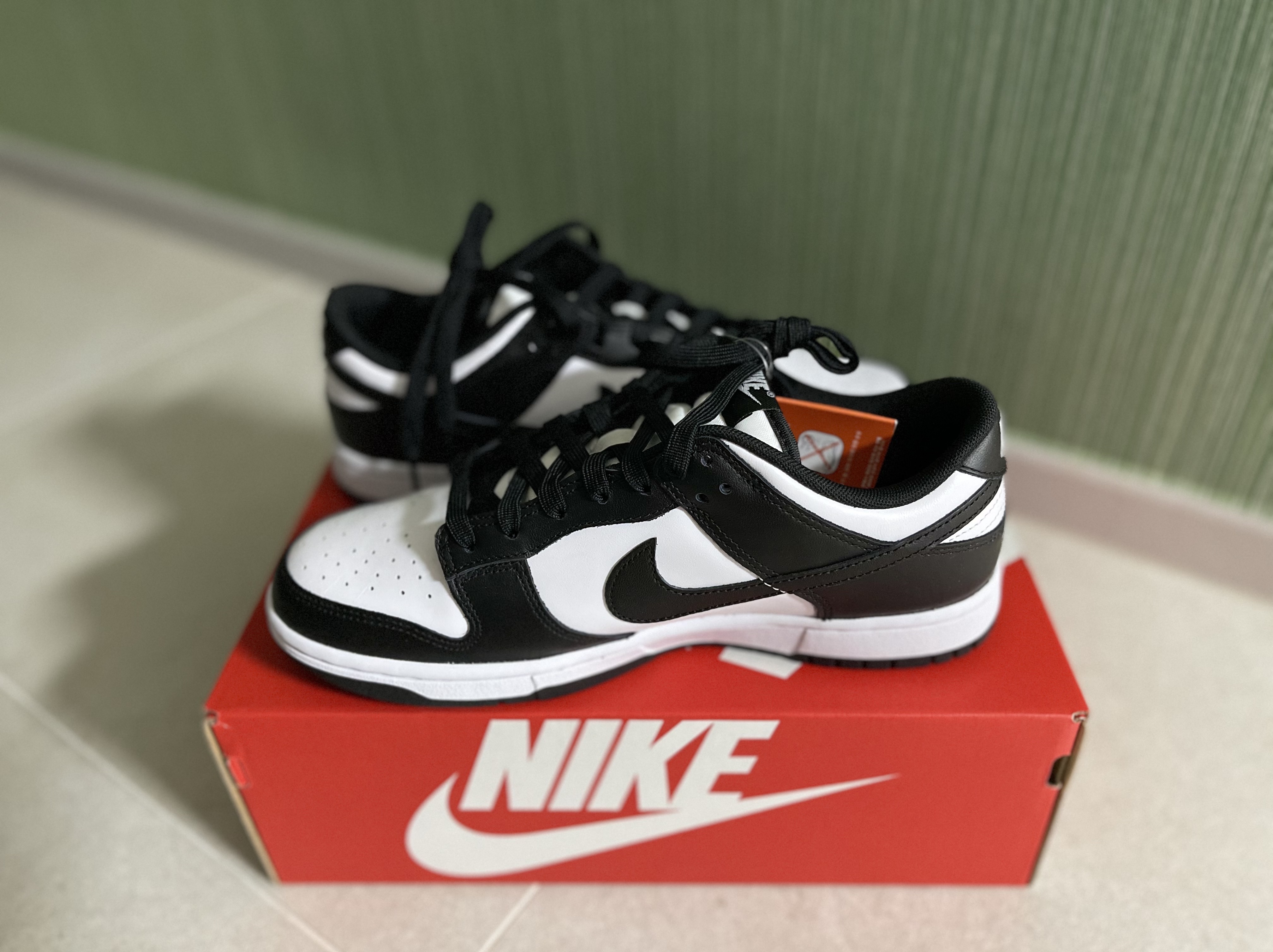 Nike Dunk Low Retro Black 착용 스타일 - 2