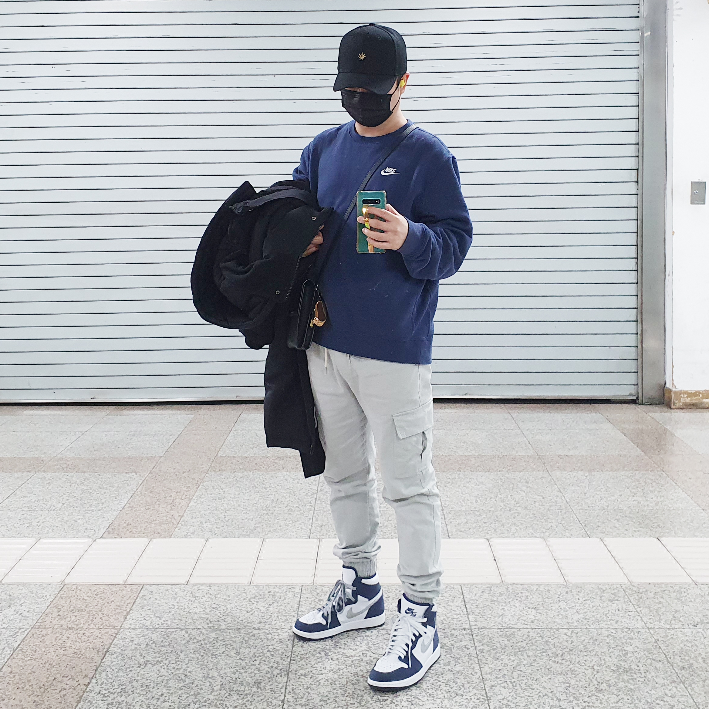Jordan 1 Retro High OG CO.JP Midnight Navy 착용 스타일
