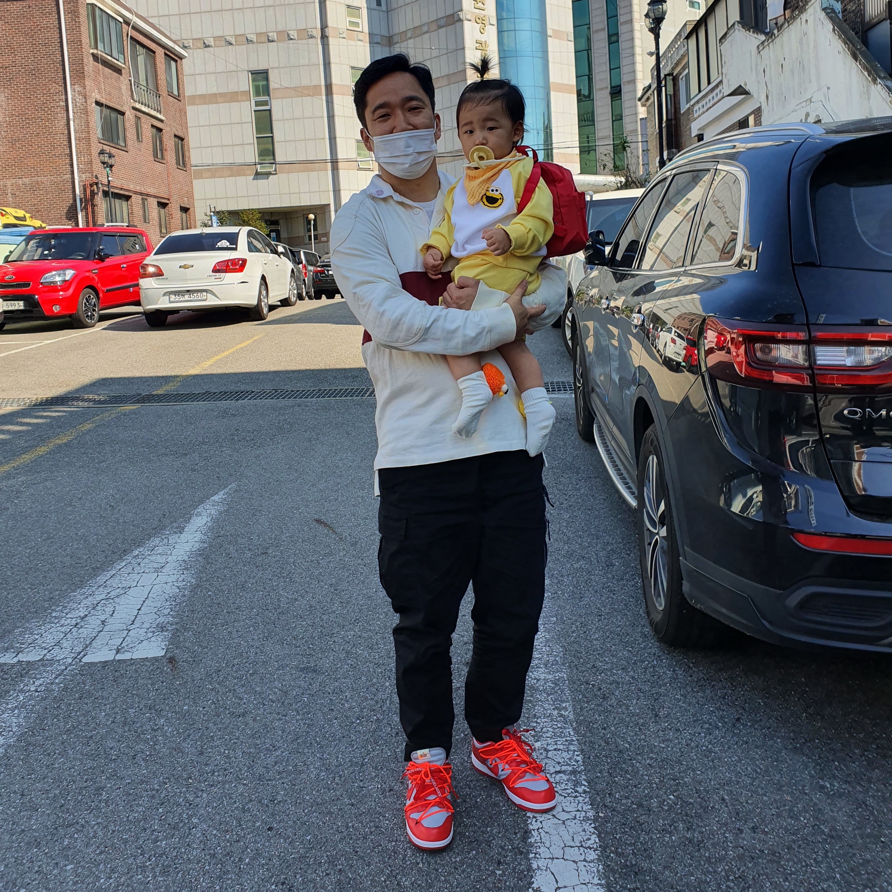 Nike x Off-White Dunk Low University Red 착용 스타일