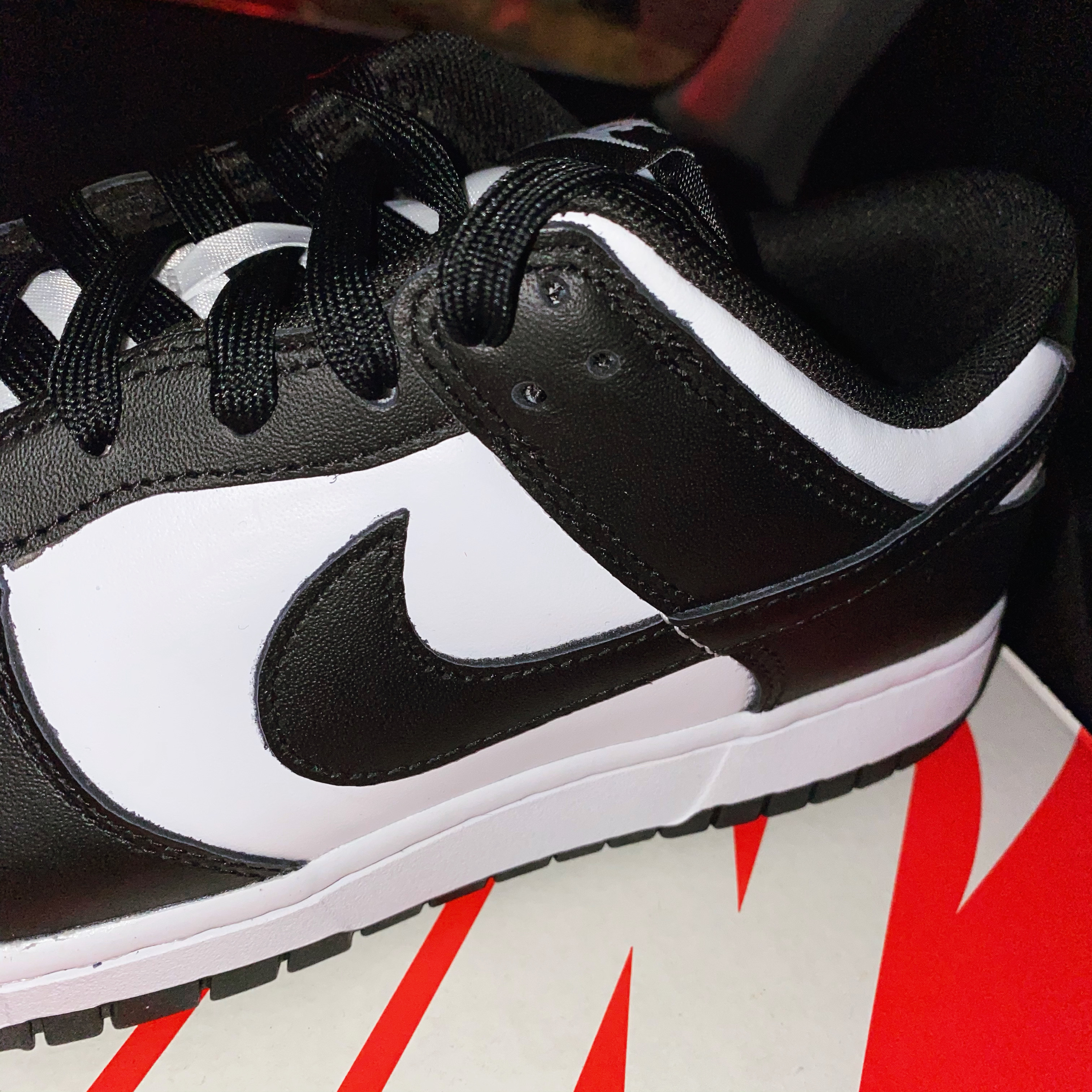 Nike Dunk Low Retro Black 착용 스타일
