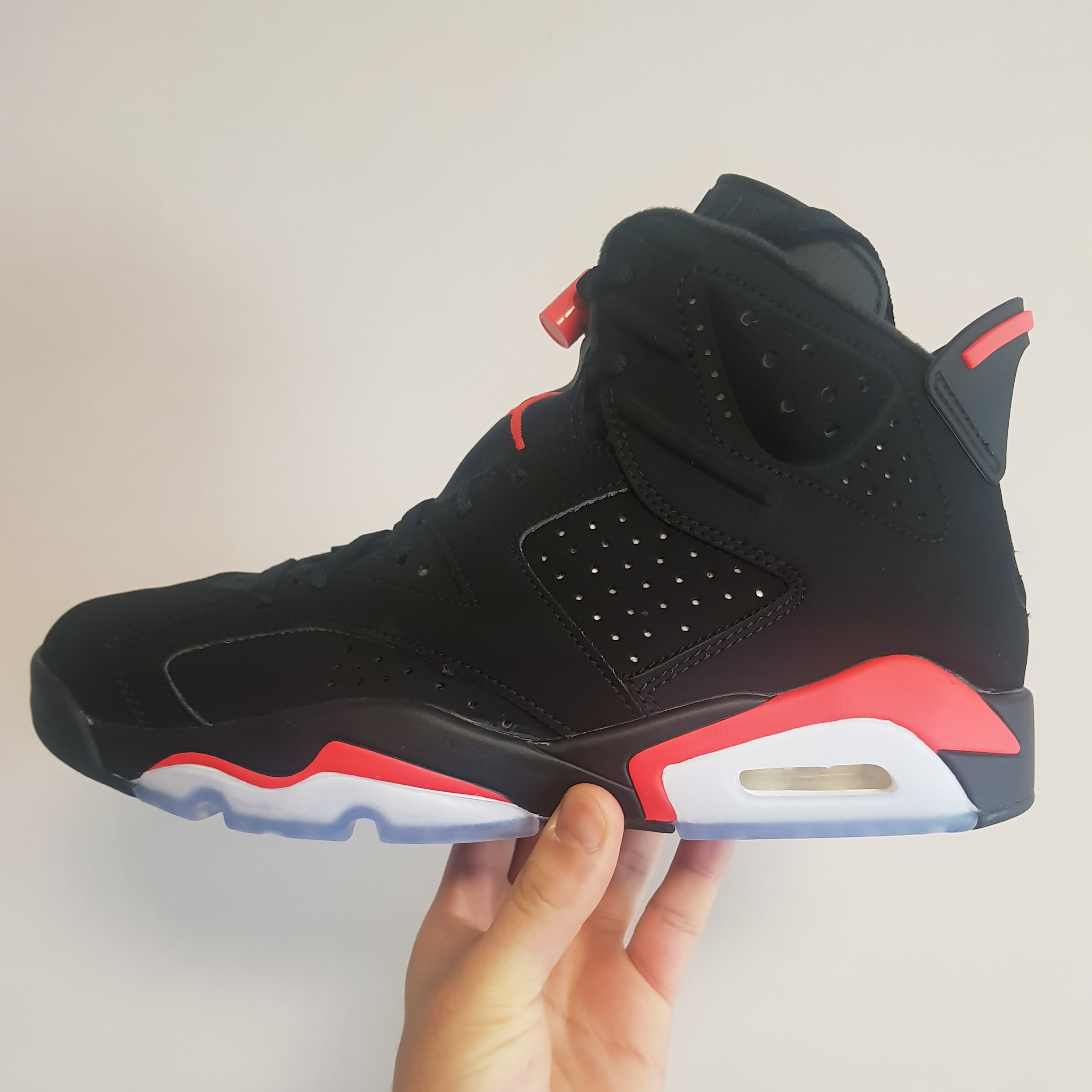 Jordan 6 Retro Infrared 2019 착용 스타일