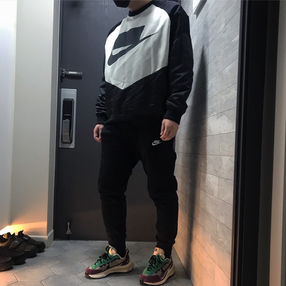 Nike x Sacai VaporWaffle String & Black Villain Red 착용 스타일 - 2