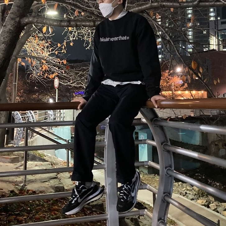 Nike x Sacai VaporWaffle Black White 착용 스타일
