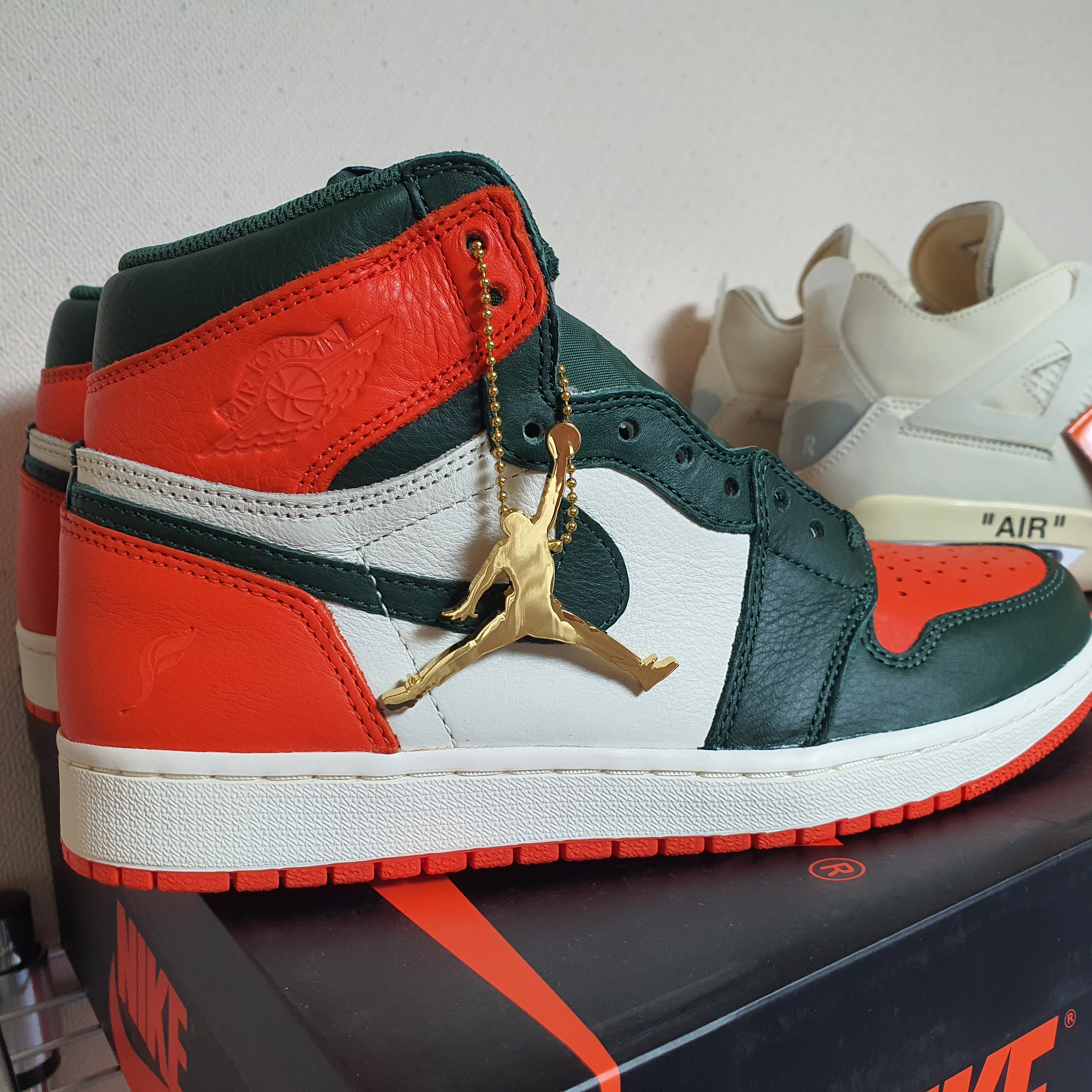 Jordan 1 x SoleFly Retro High OG Art Basel 착용 스타일 - 2