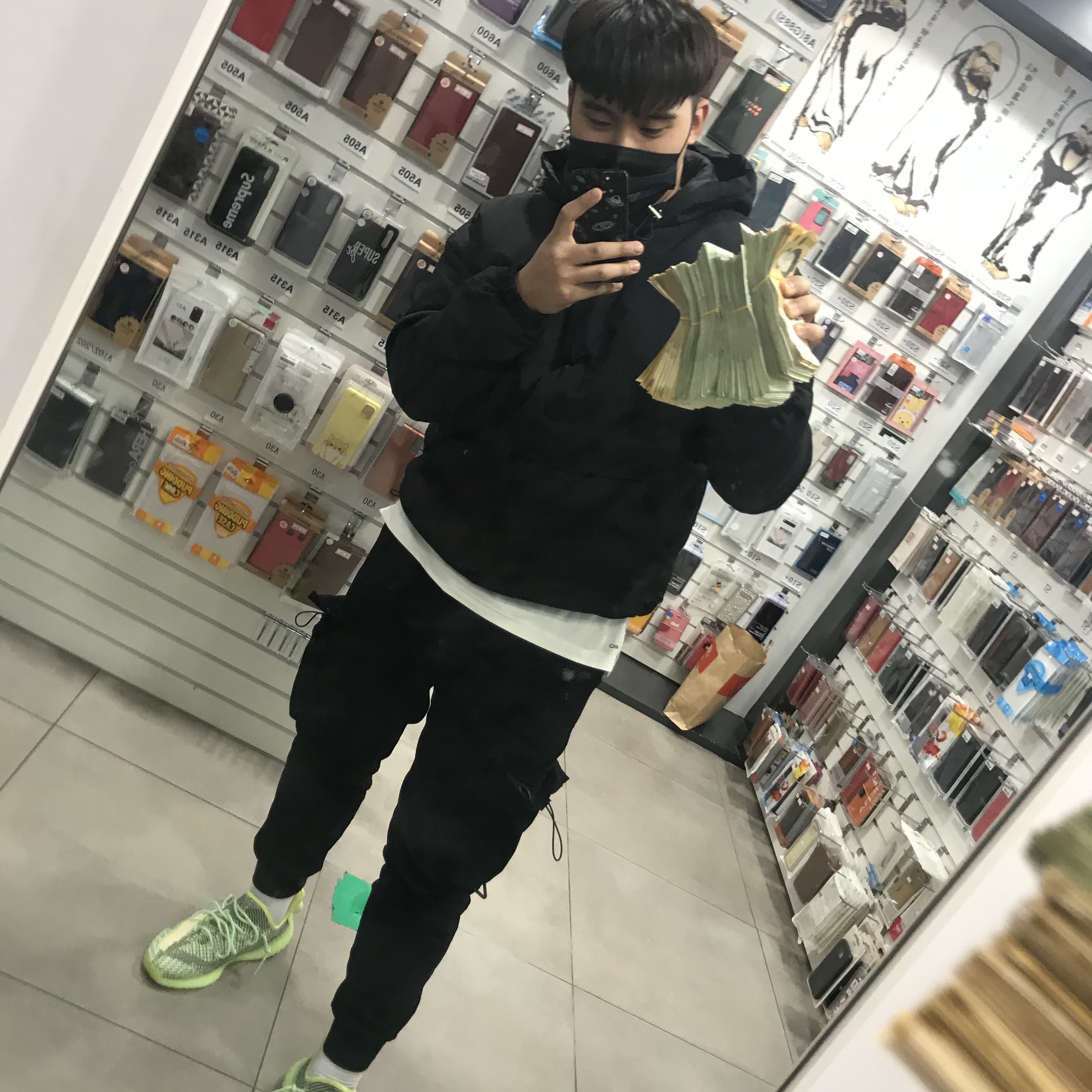 Adidas Yeezy Boost 350 V2 Yeezreel - Reflective 착용 스타일