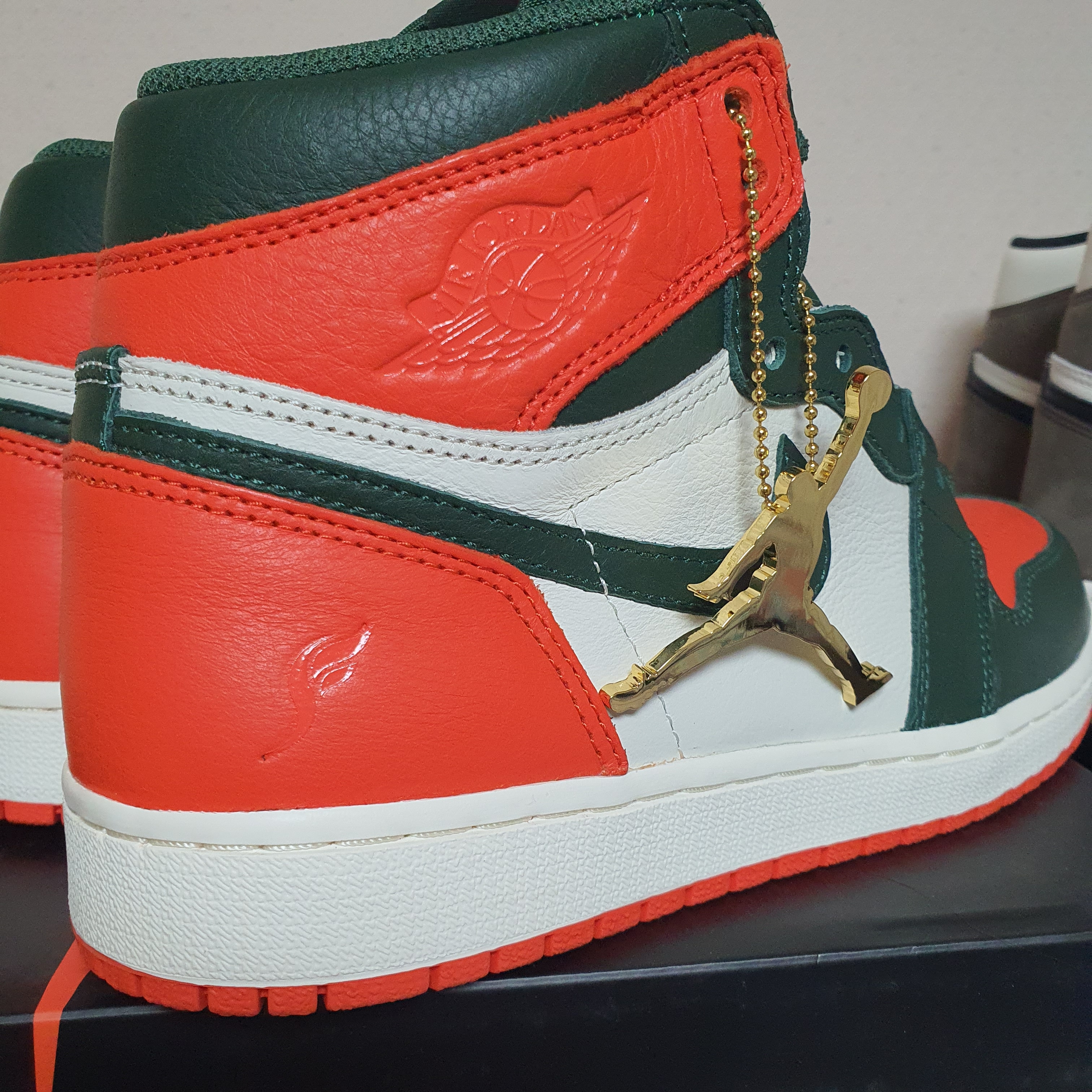 Jordan 1 x SoleFly Retro High OG Art Basel 착용 스타일 - 3