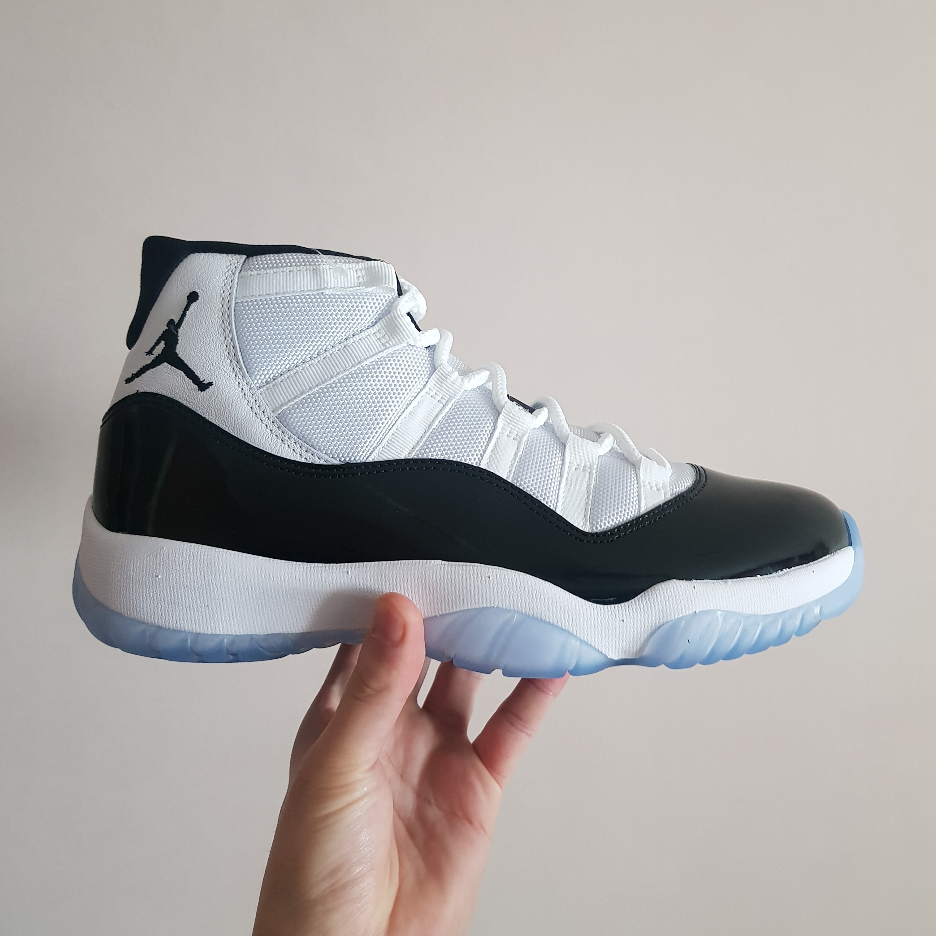 Jordan 11 Retro Concord 2018 착용 스타일