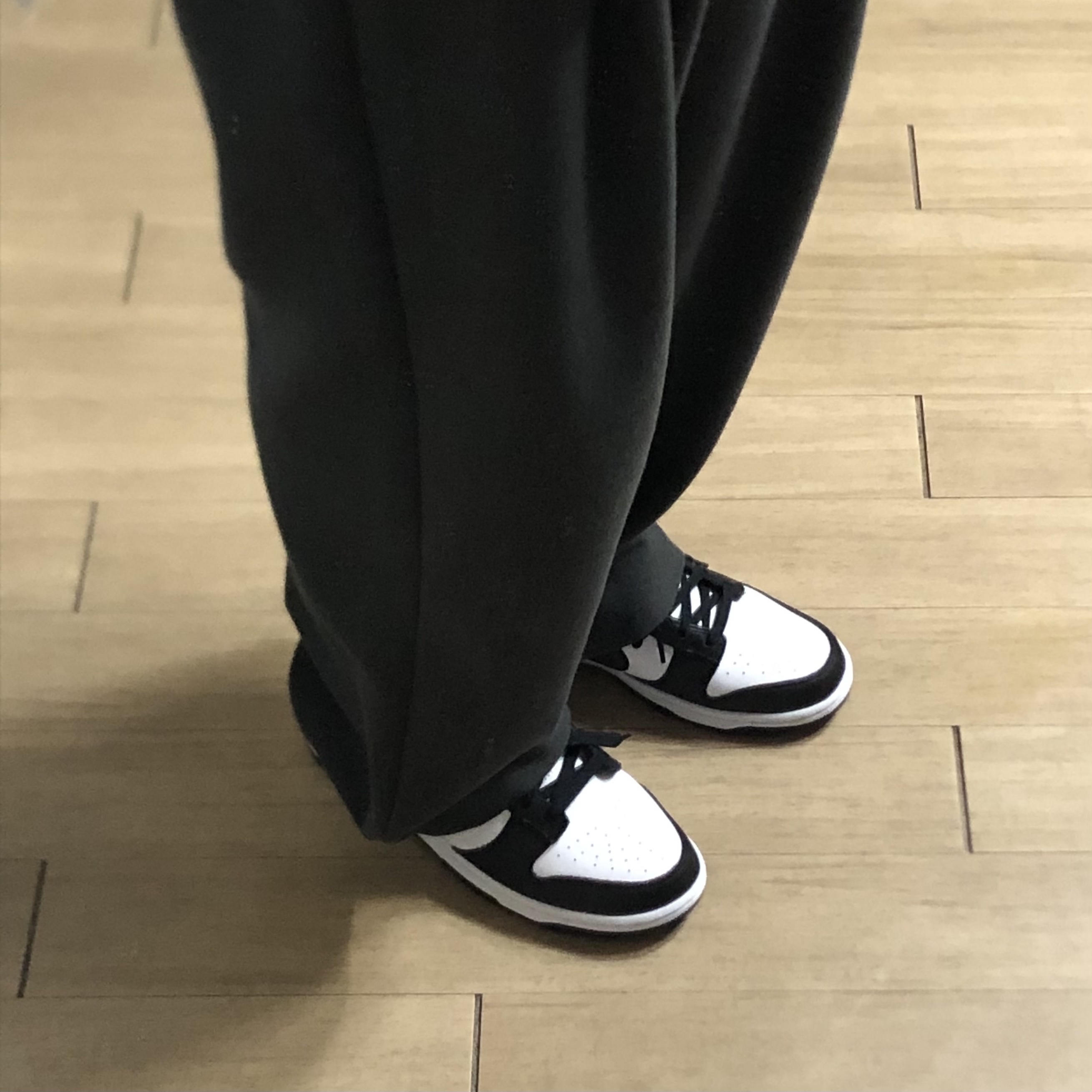 Nike Dunk Low Retro Black 착용 스타일