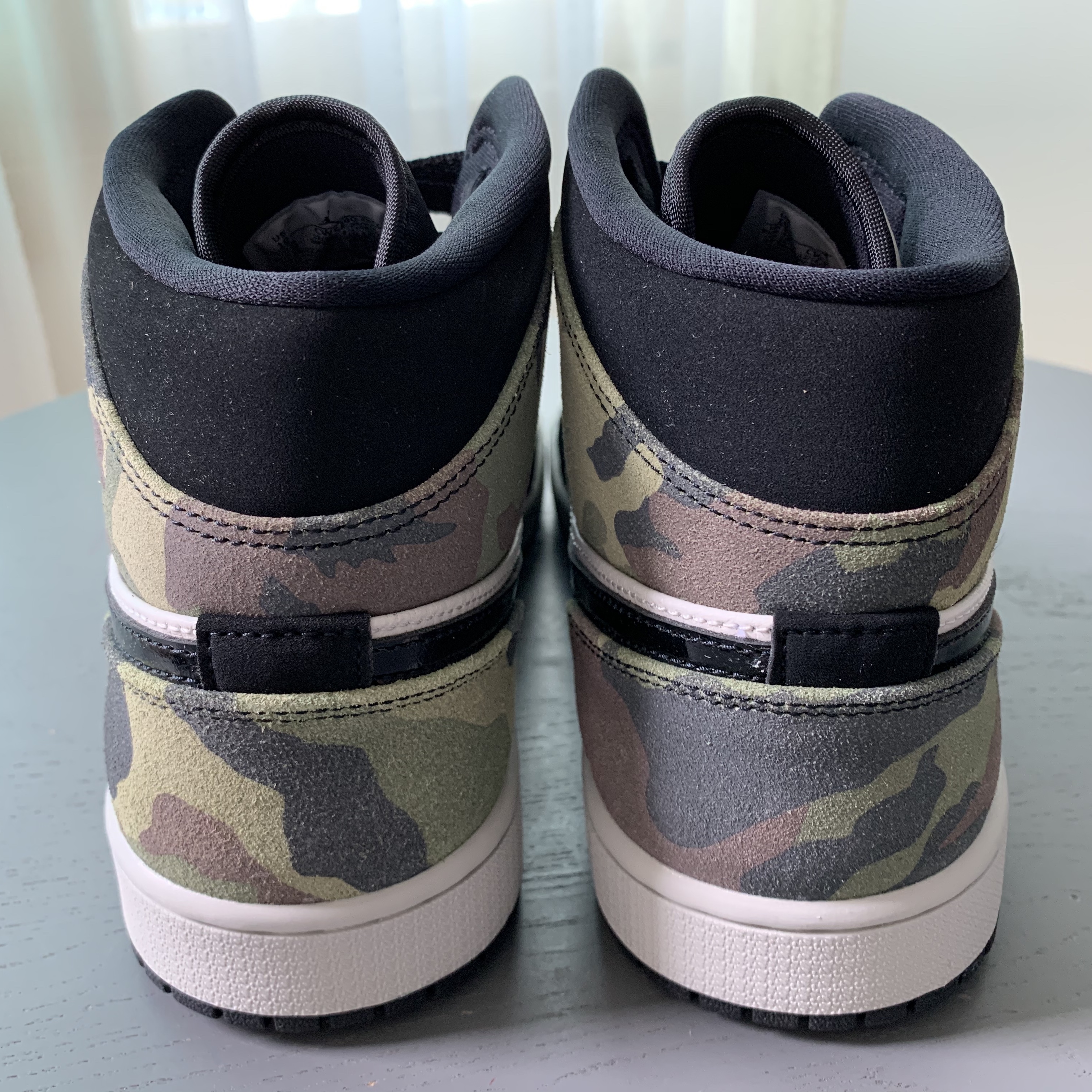 Jordan 1 Mid Camo 2020 착용 스타일 - 3