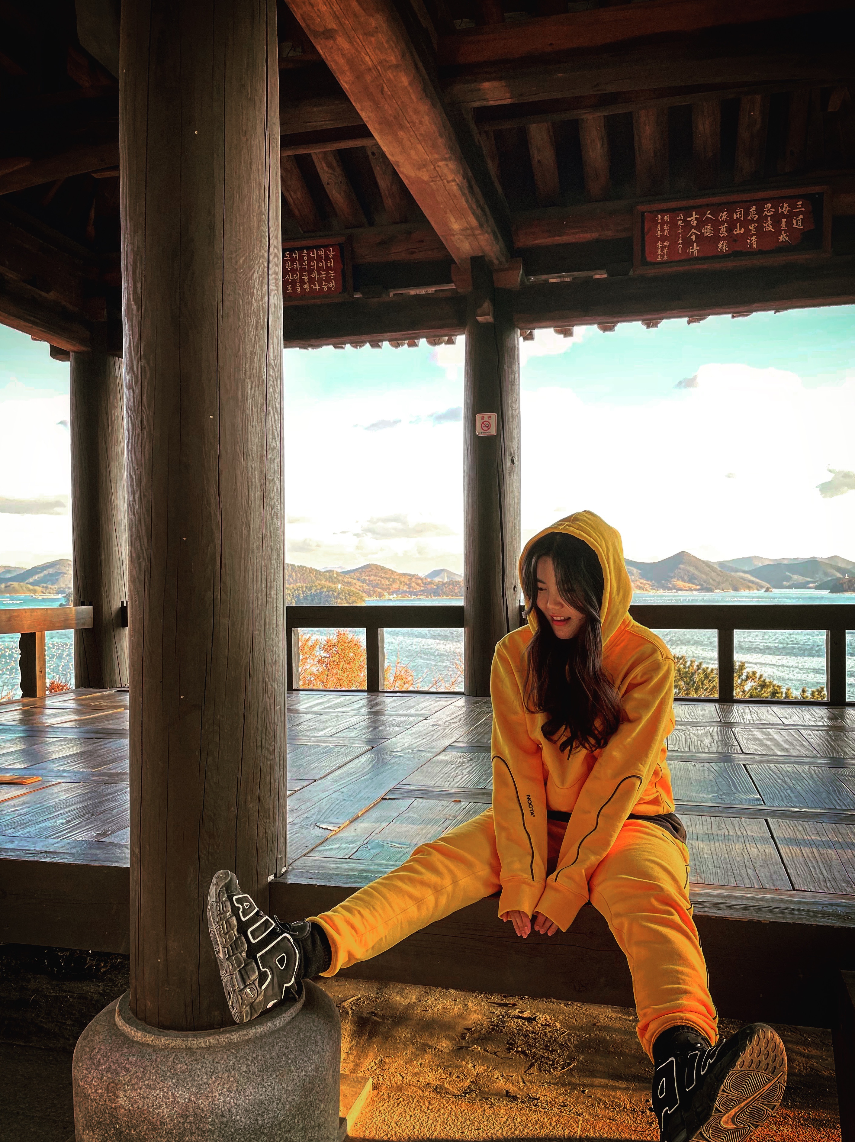Nike x Drake Nocta Essential Hoodie University Gold - Asia, Nike x Drake Nocta Fleece Pants University Gold - Asia 착용 스타일