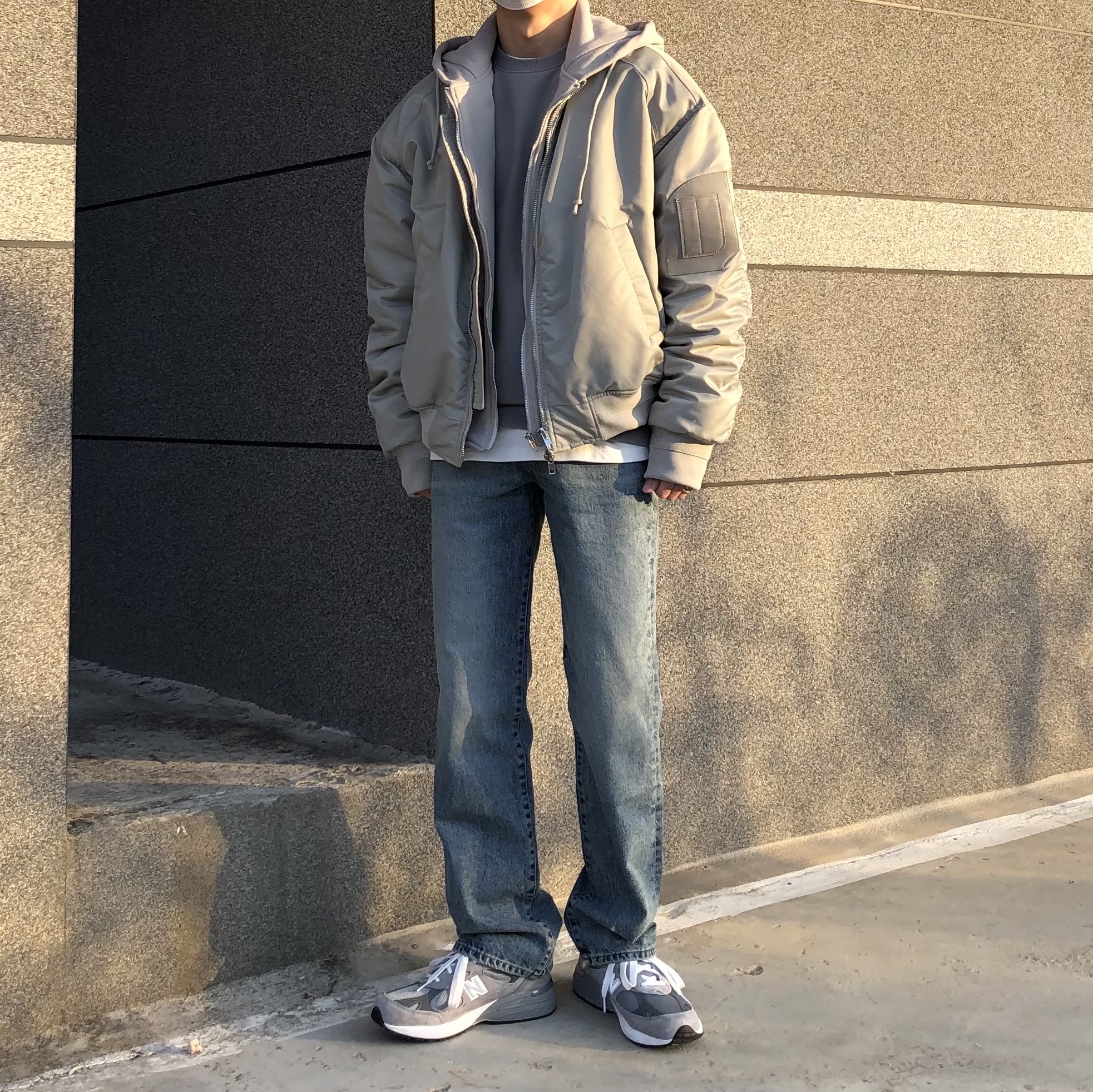 (W) New Balance 993 Made in USA Grey - B Standard 착용 스타일