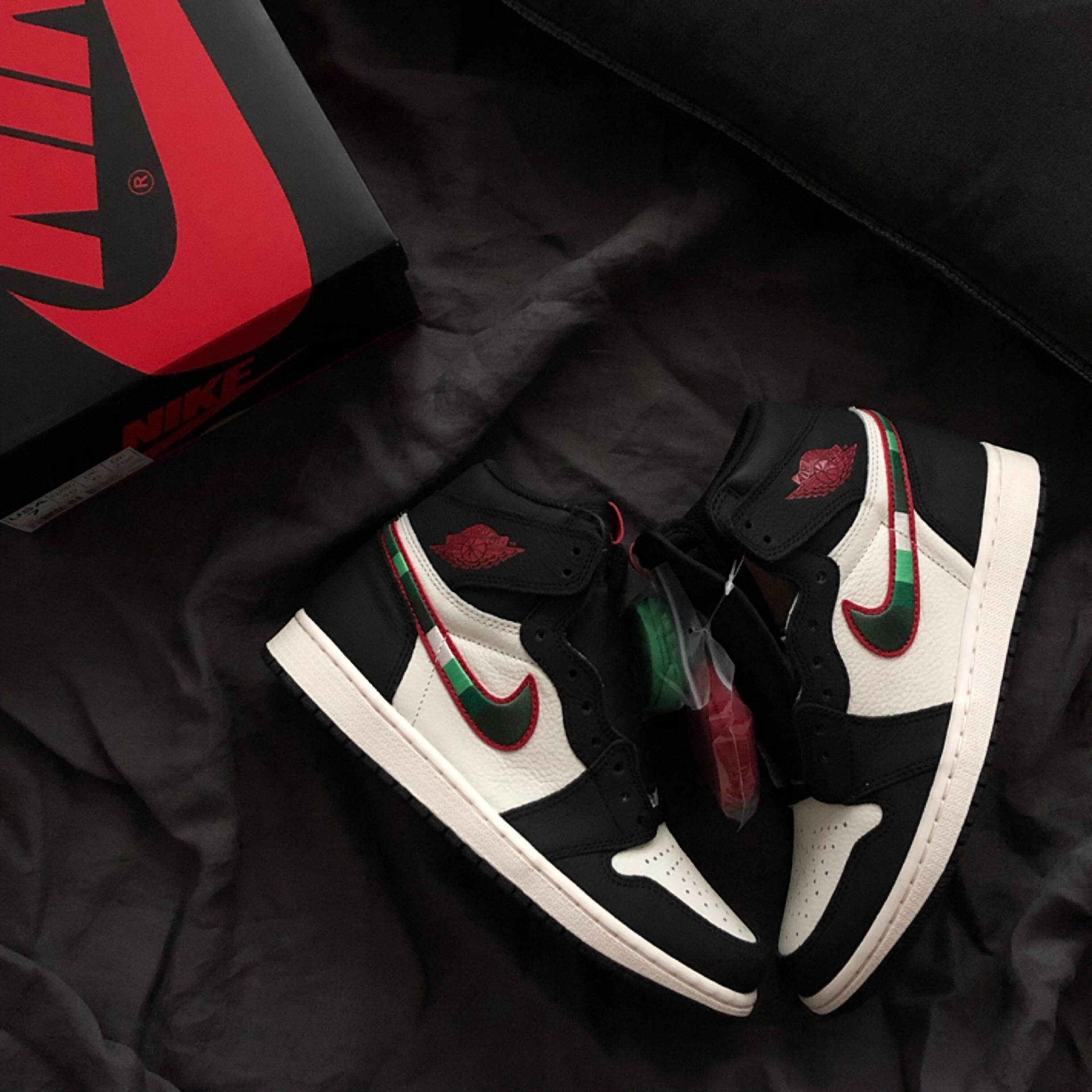 Jordan 1 Retro High OG A Star Is Born 착용 스타일