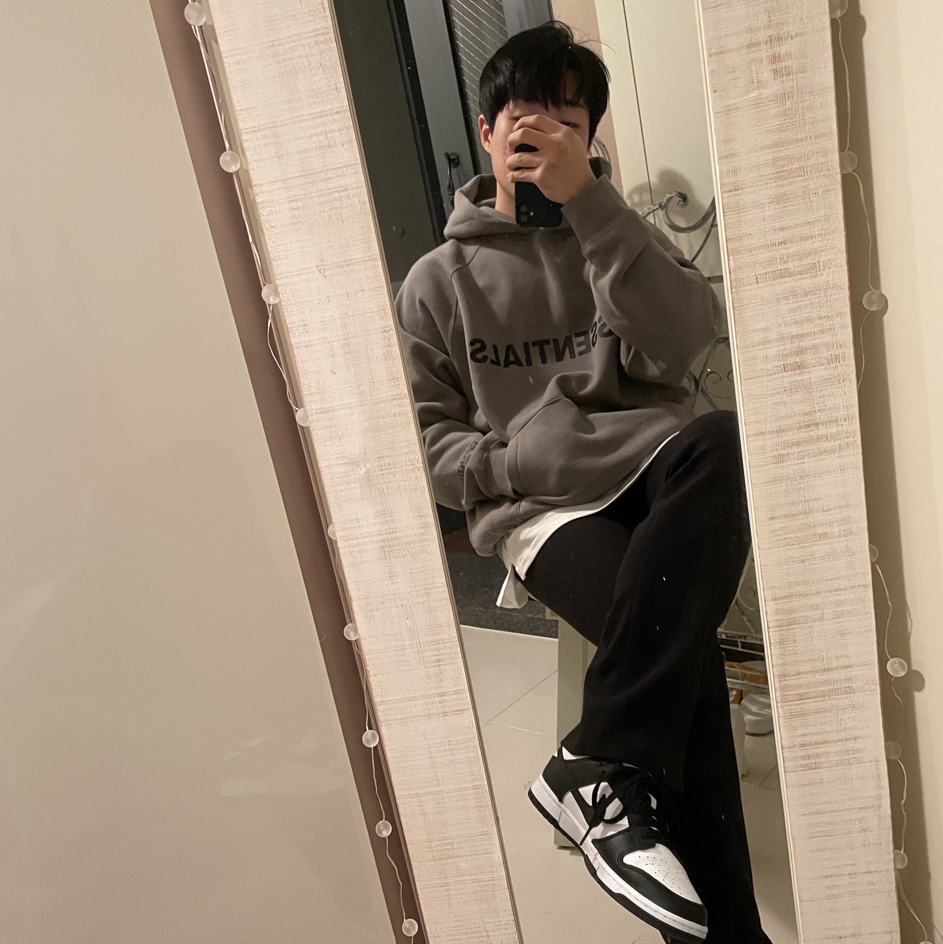 Nike Dunk Low Retro Black 착용 스타일
