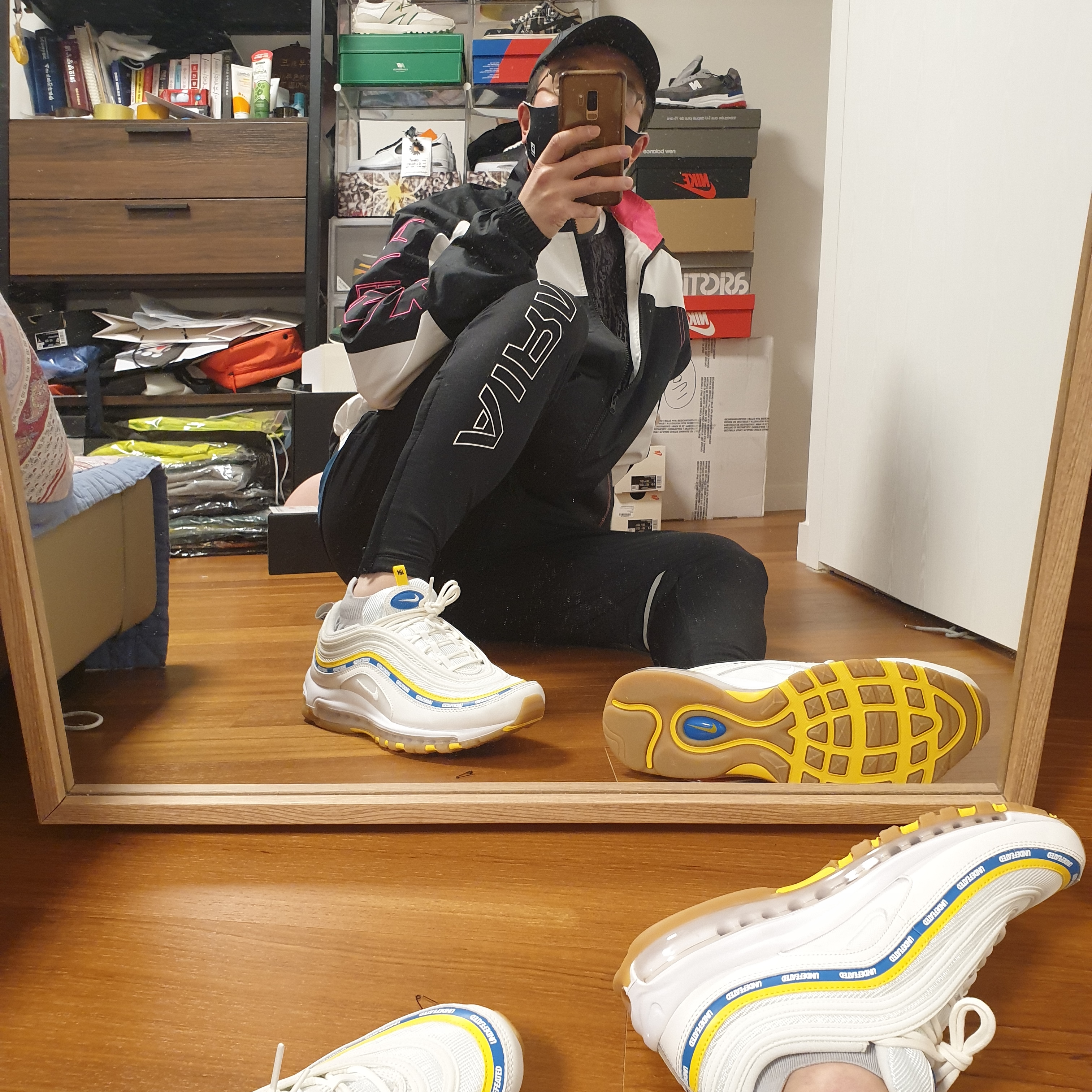 Nike x Undefeated Air Max 97 White, Nike x Drake Nocta Essential Cap Black 착용 스타일 - 3