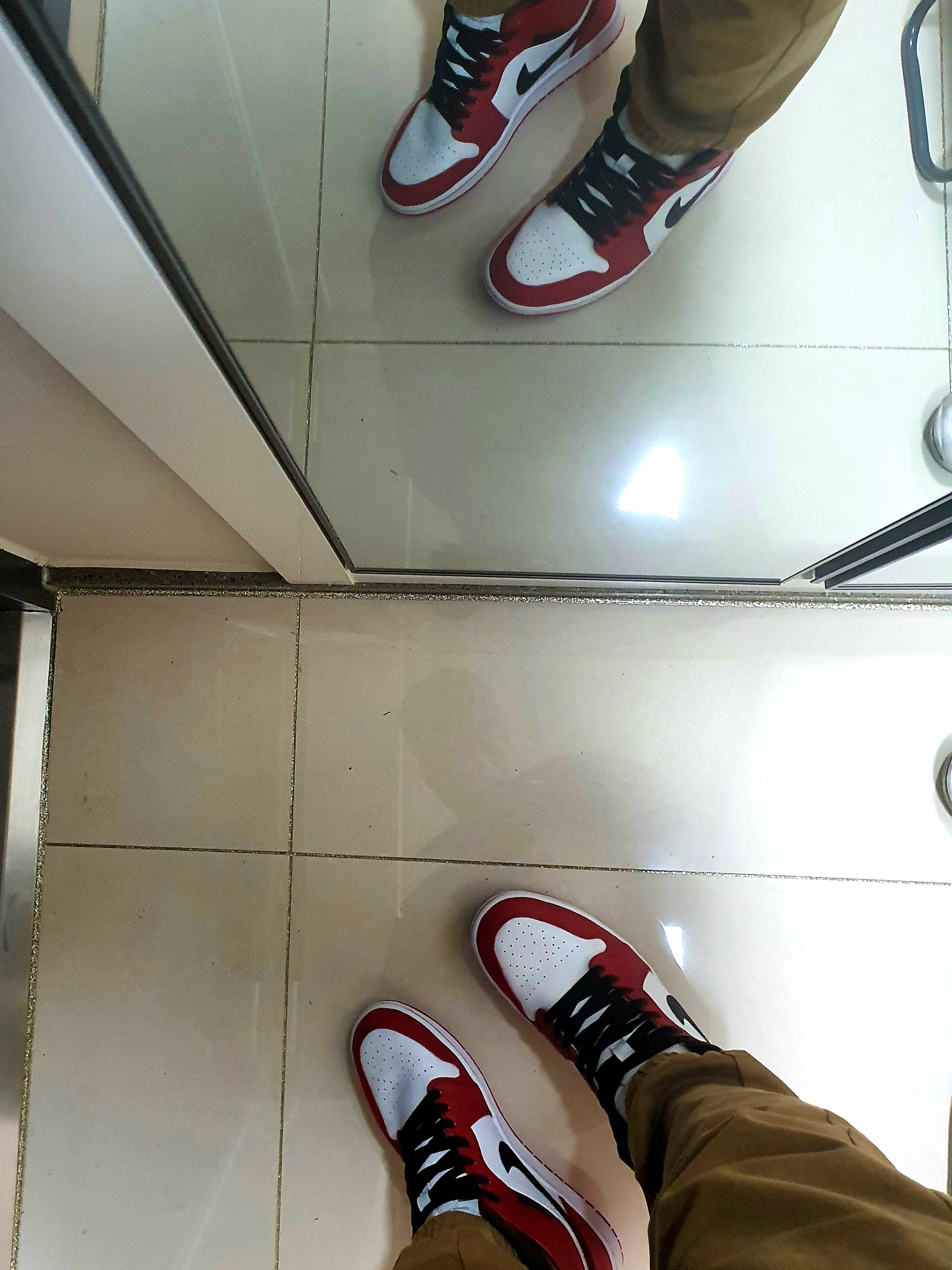 Jordan 1 Retro High OG Chicago 2015 착용 스타일 - 2
