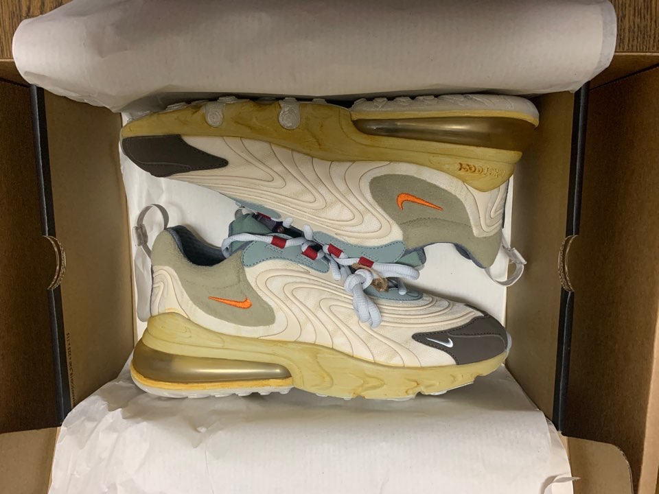 Nike x Travis Scott Air Max 270 React Cactus Trails 착용 스타일
