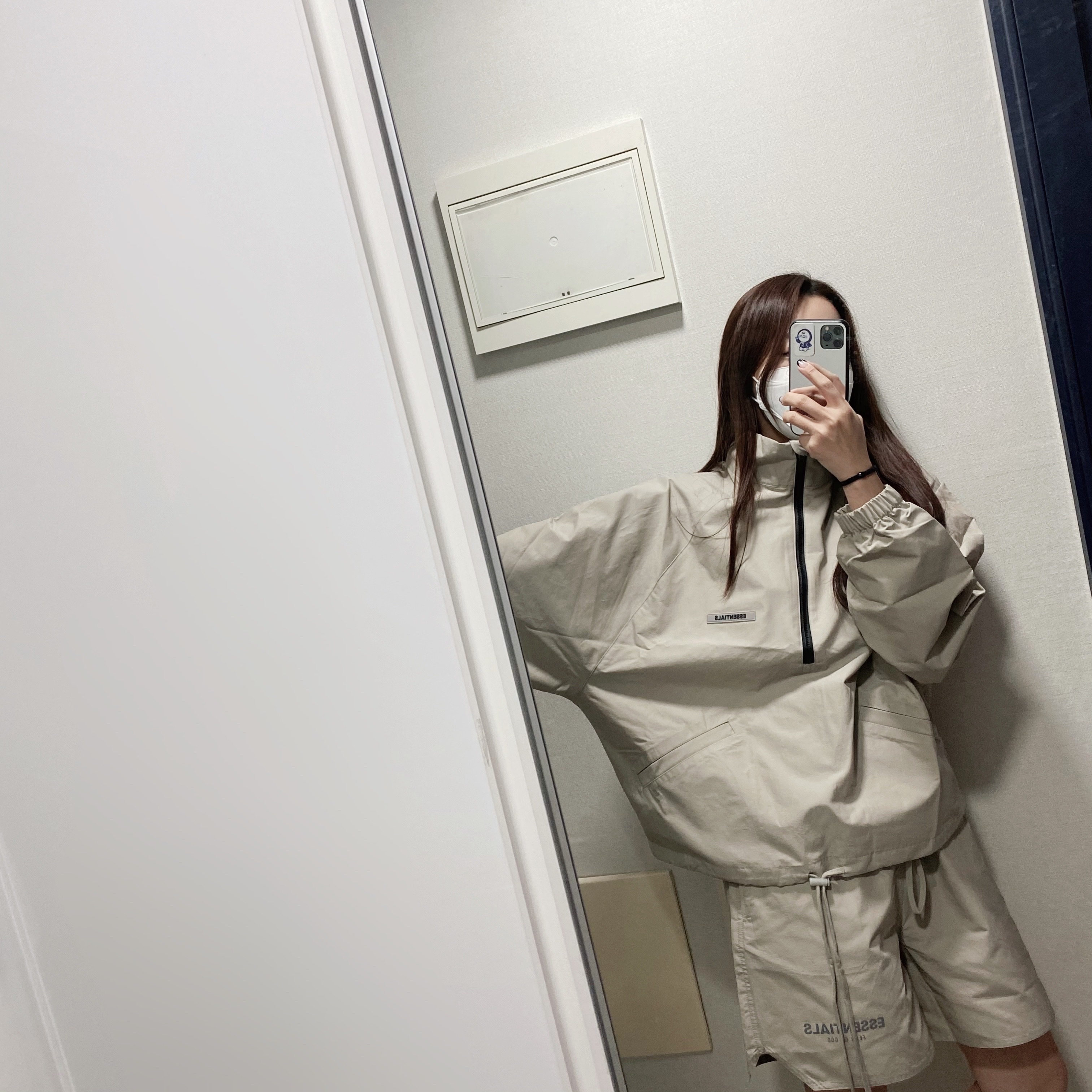 Essentials Track Jacket Moss - 20FW, Essentials Volley Shorts Moss - 20SS 착용 스타일 - 4