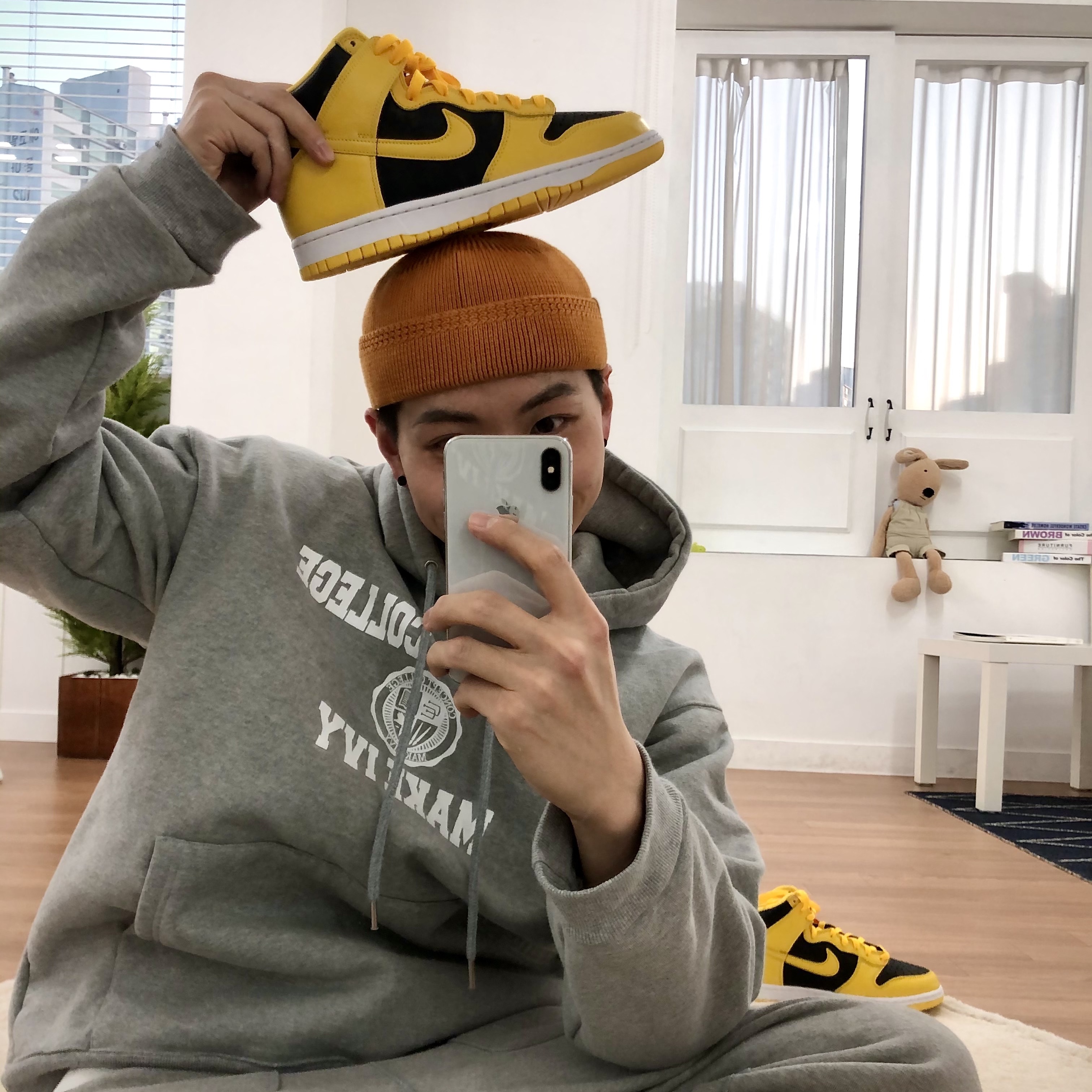 Nike Dunk High SP Varsity Maize 착용 스타일 - 1