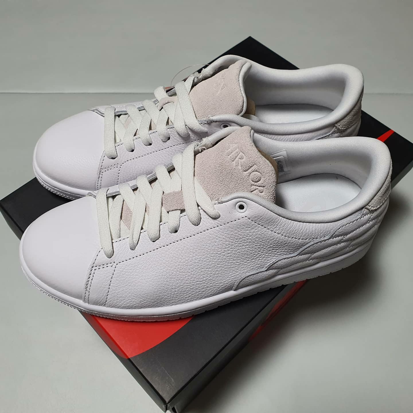 Jordan 1 Centre Court White On White 착용 스타일 - 1
