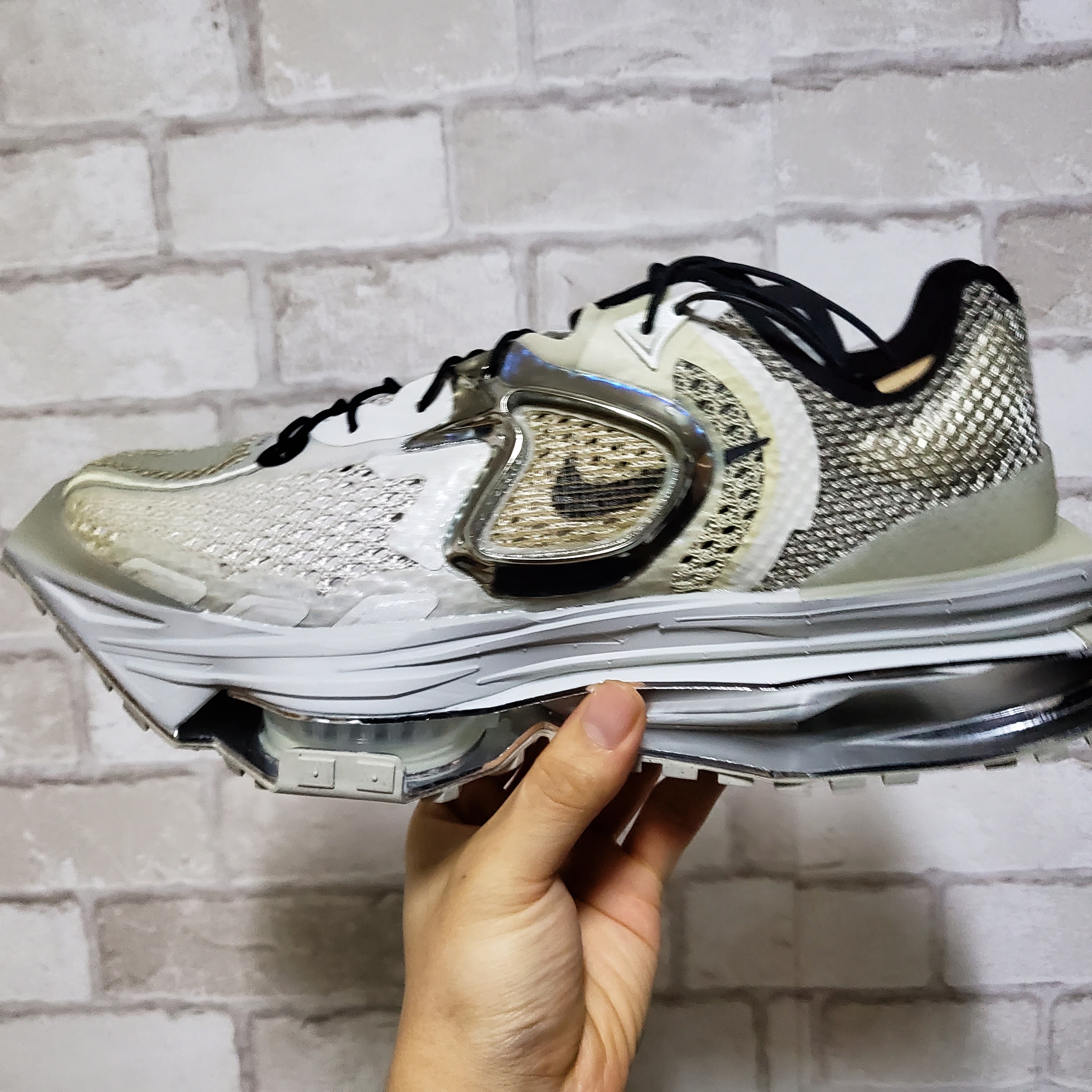 Nike x Matthew M Williams Zoom 004 Stone 착용 스타일 - 2