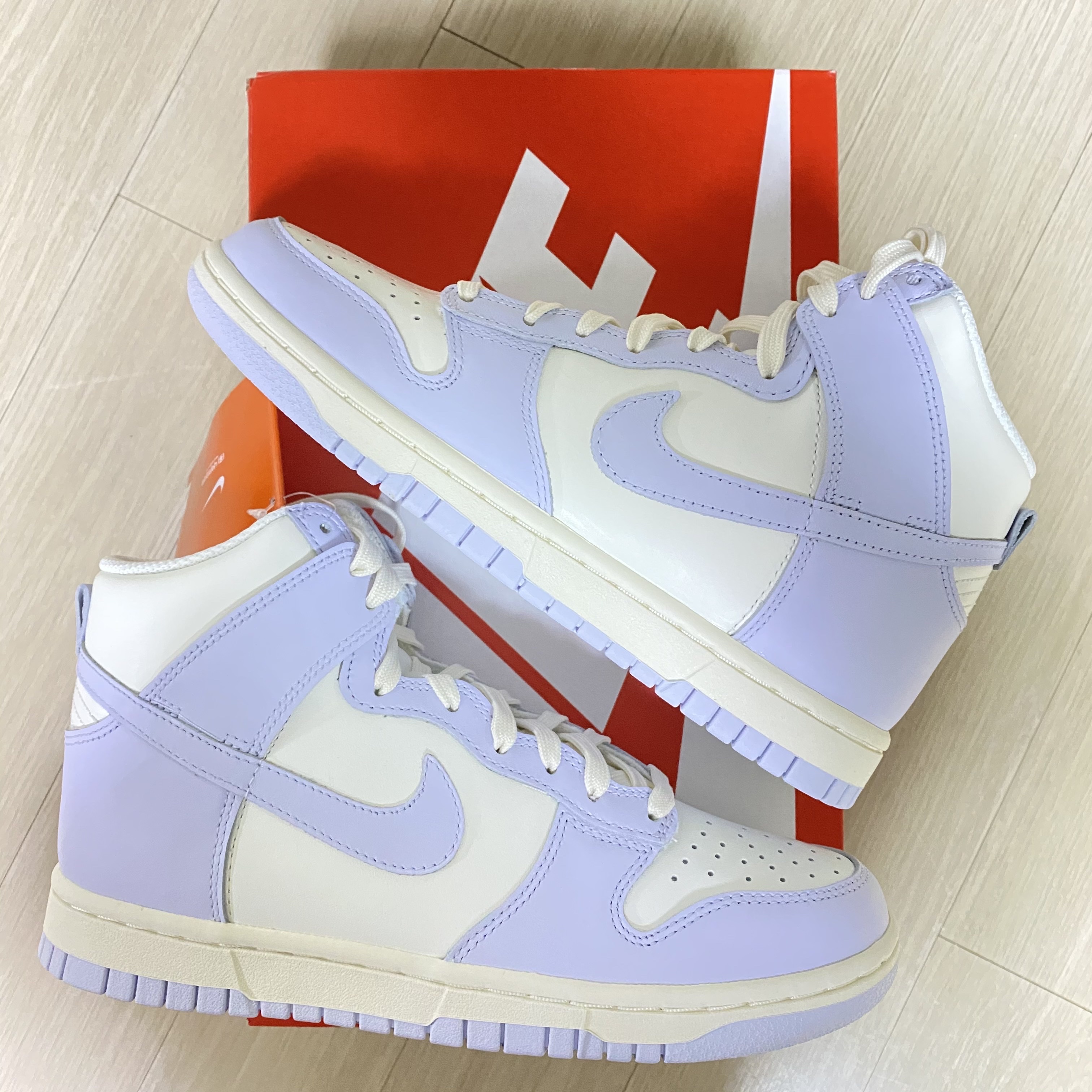 (W) Nike Dunk High Football Grey 착용 스타일 - 1