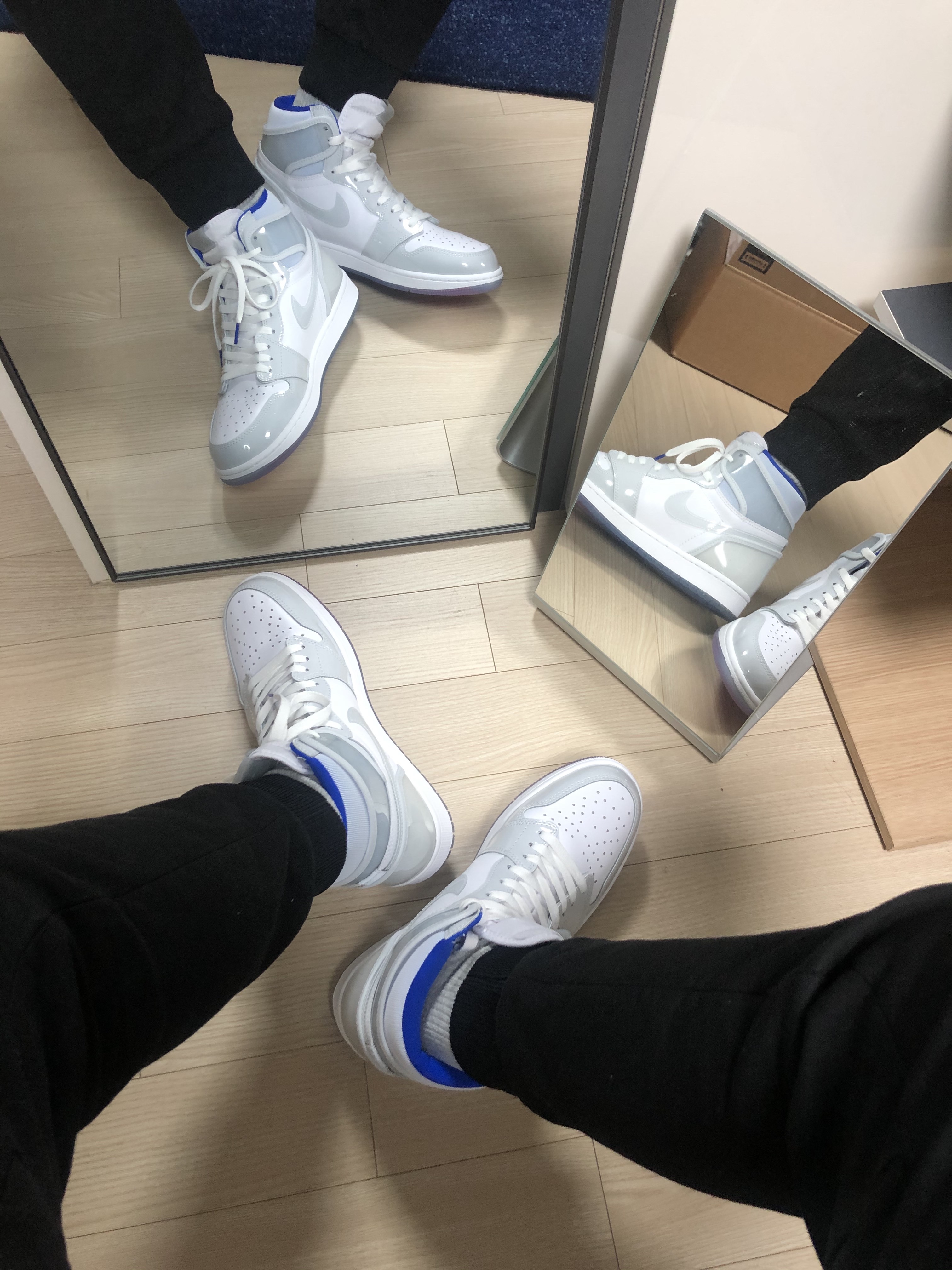 Jordan 1 Retro High Zoom White Racer Blue 착용 스타일