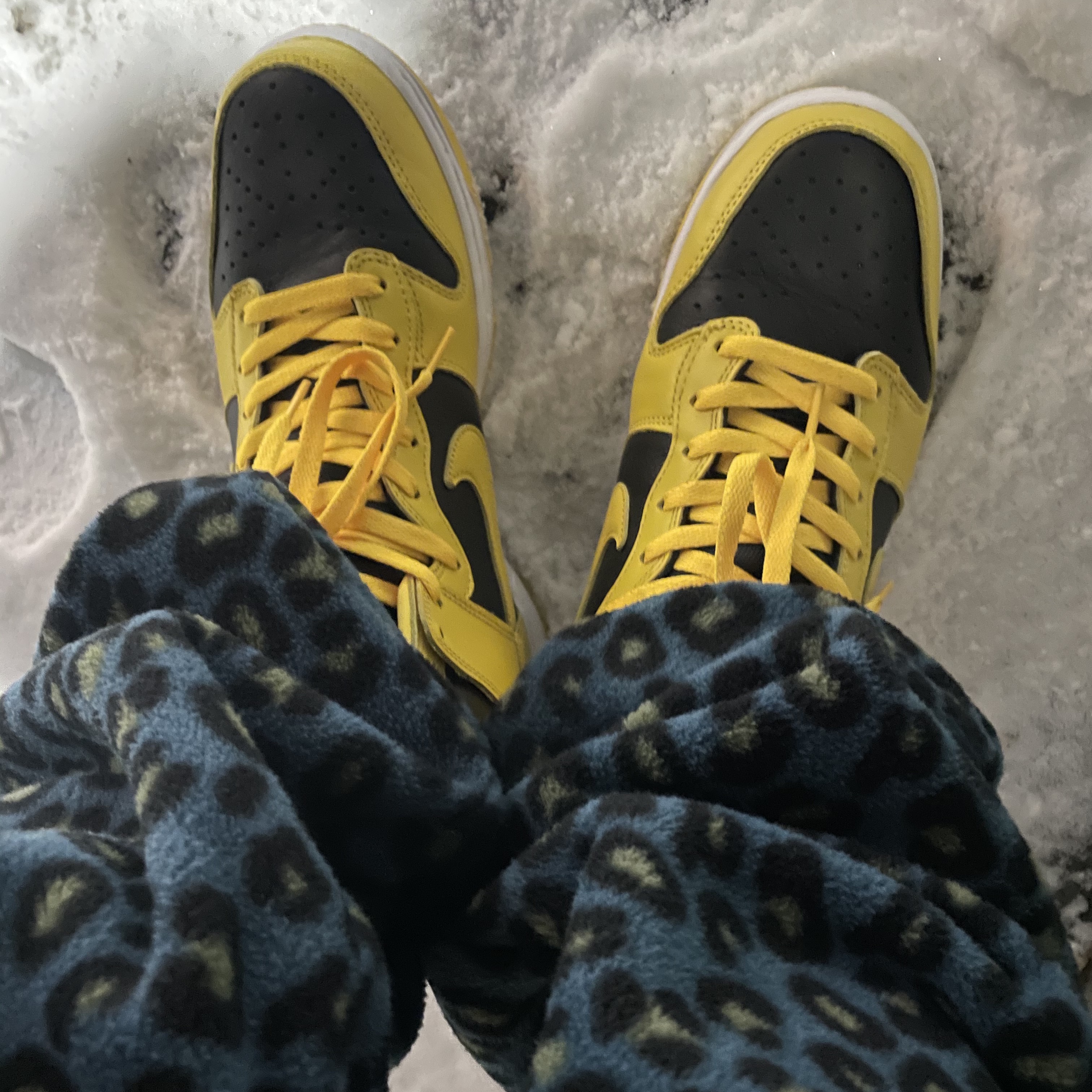 Nike Dunk High SP Varsity Maize μ°©μ© μ€νμΌ