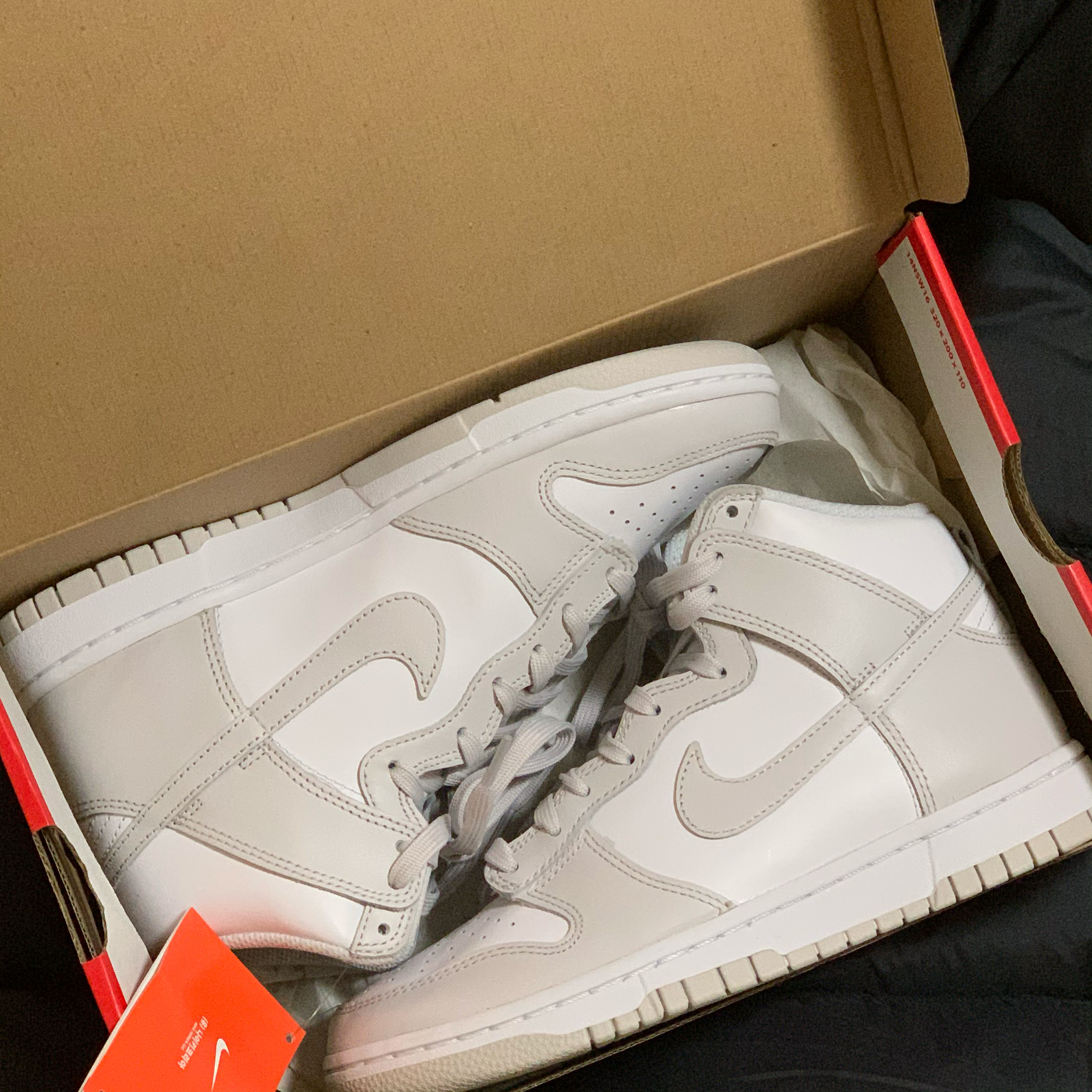 Nike Dunk High Retro Vast Grey 착용 스타일
