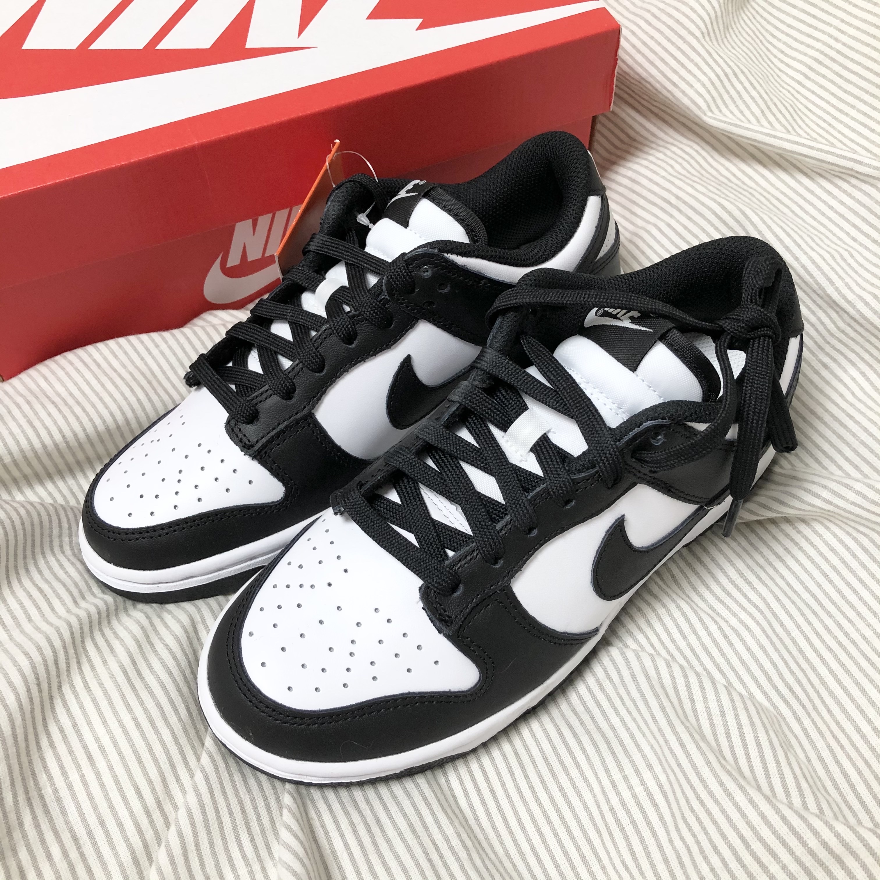 (W) Nike Dunk Low Black 착용 스타일