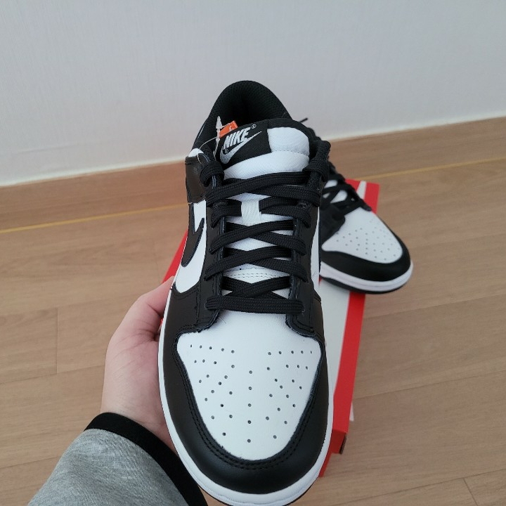 (W) Nike Dunk Low Black 착용 스타일 - 5