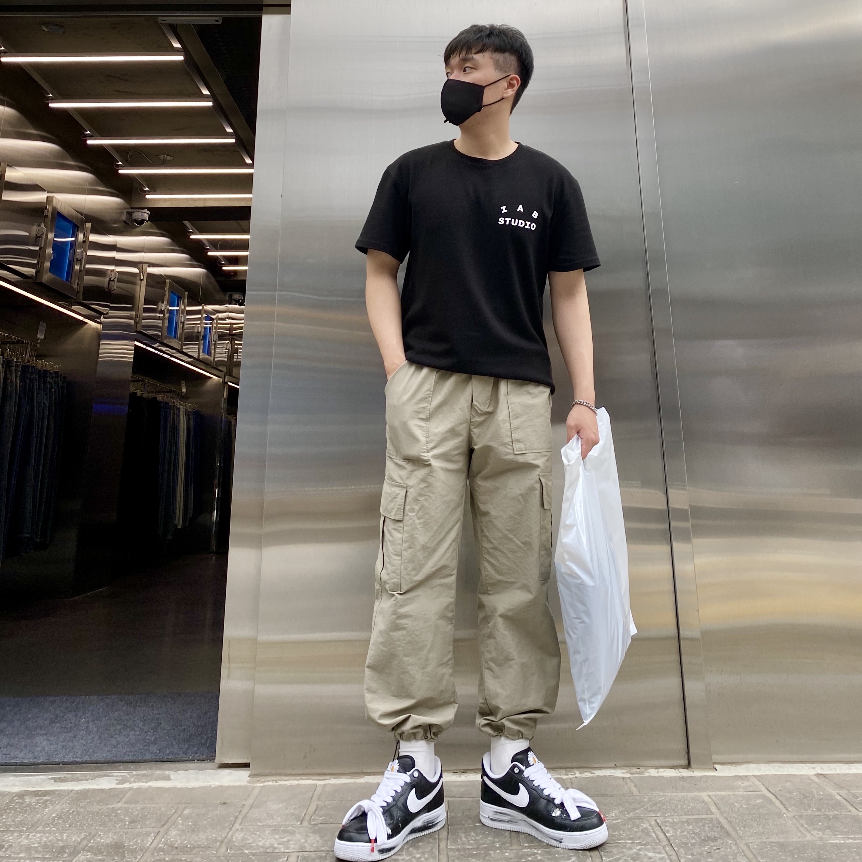 Nike x Peaceminusone Air Force 1 Low Para-Noise 착용 스타일