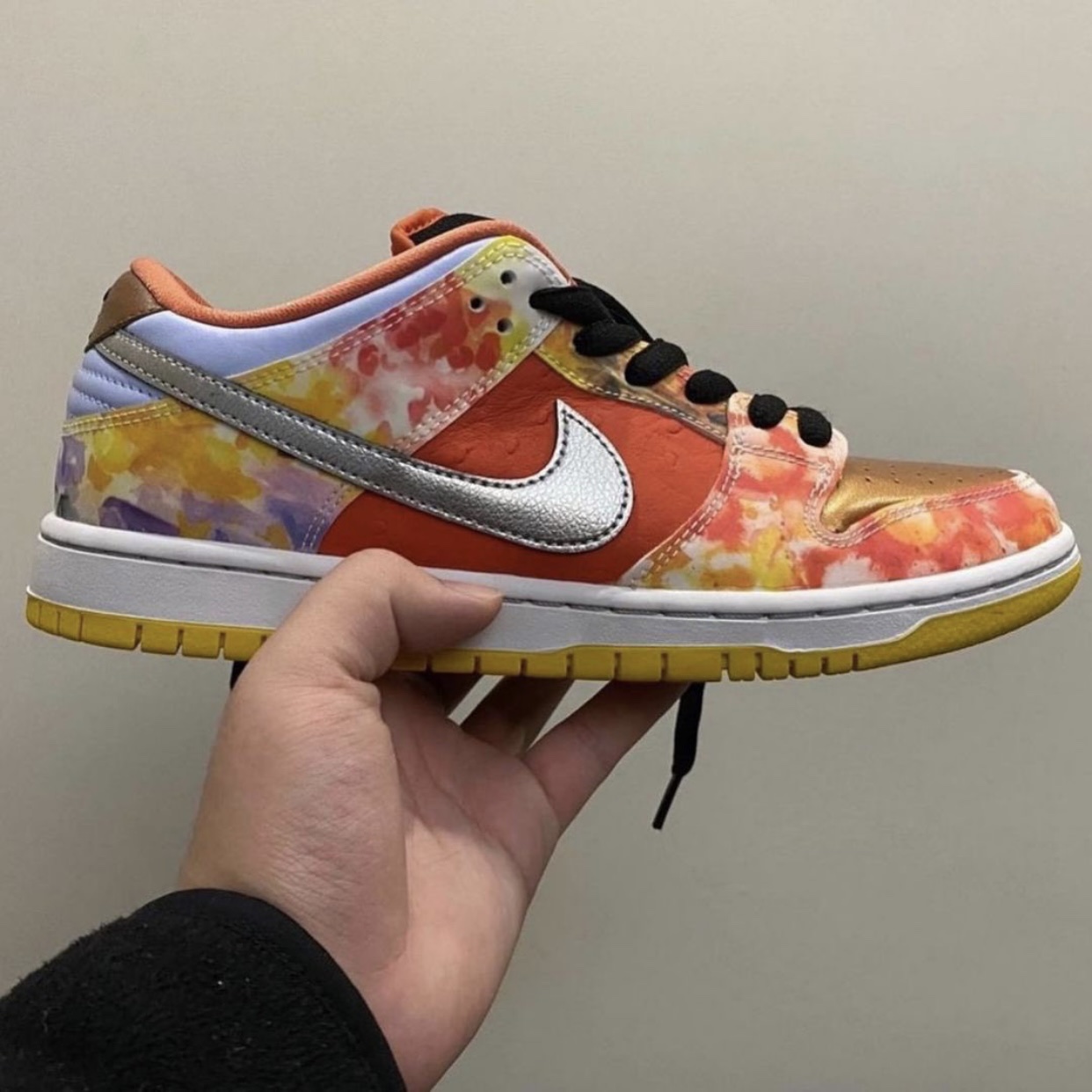 Nike SB Dunk Low Pro Street Hawker 착용 스타일 - 2