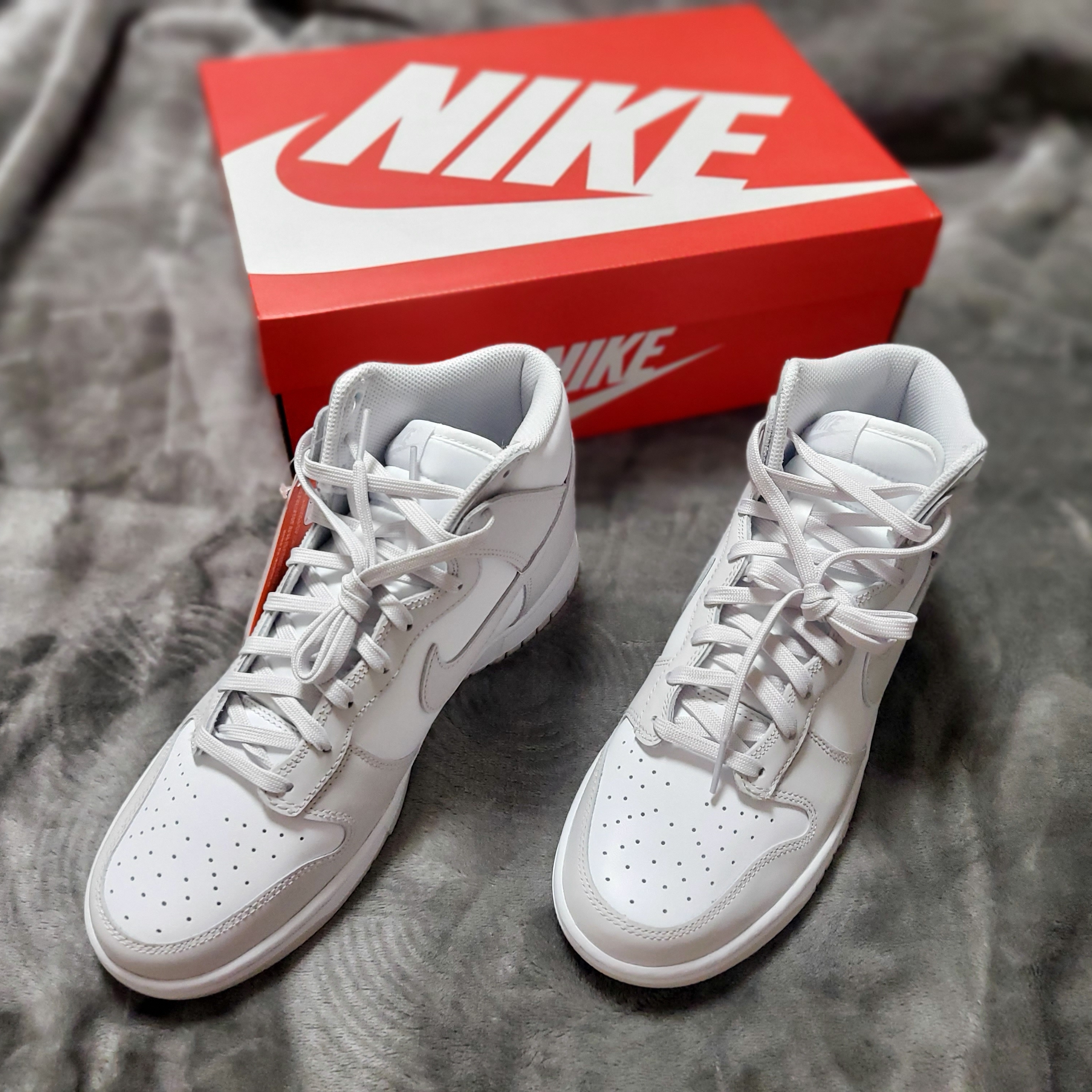 Nike Dunk High Retro Vast Grey 착용 스타일 - 1