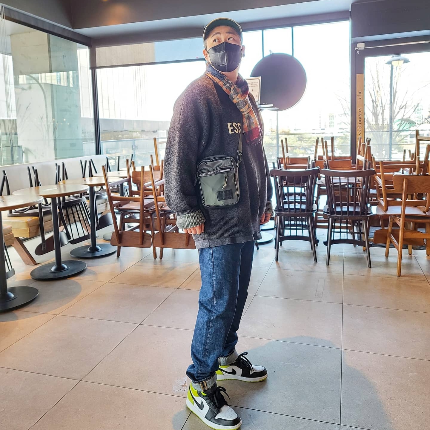 Jordan 1 Low SE Cyber Green, Essentials Knit Sweater Black Melange - 20SS 착용 스타일